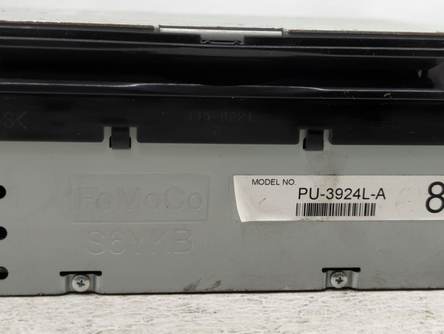 2016-2017 Ford Explorer Am Fm Cd Player Radio Receiver - Oemusedautoparts1.com