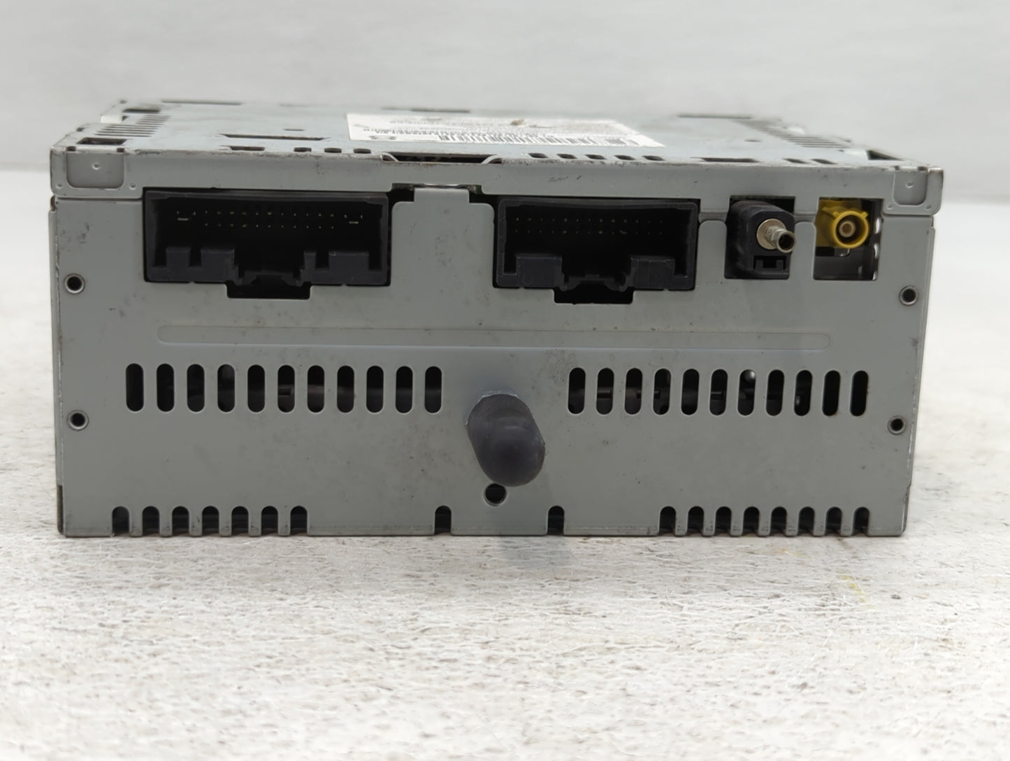 2016-2017 Ford Explorer Am Fm Cd Player Radio Receiver - Oemusedautoparts1.com