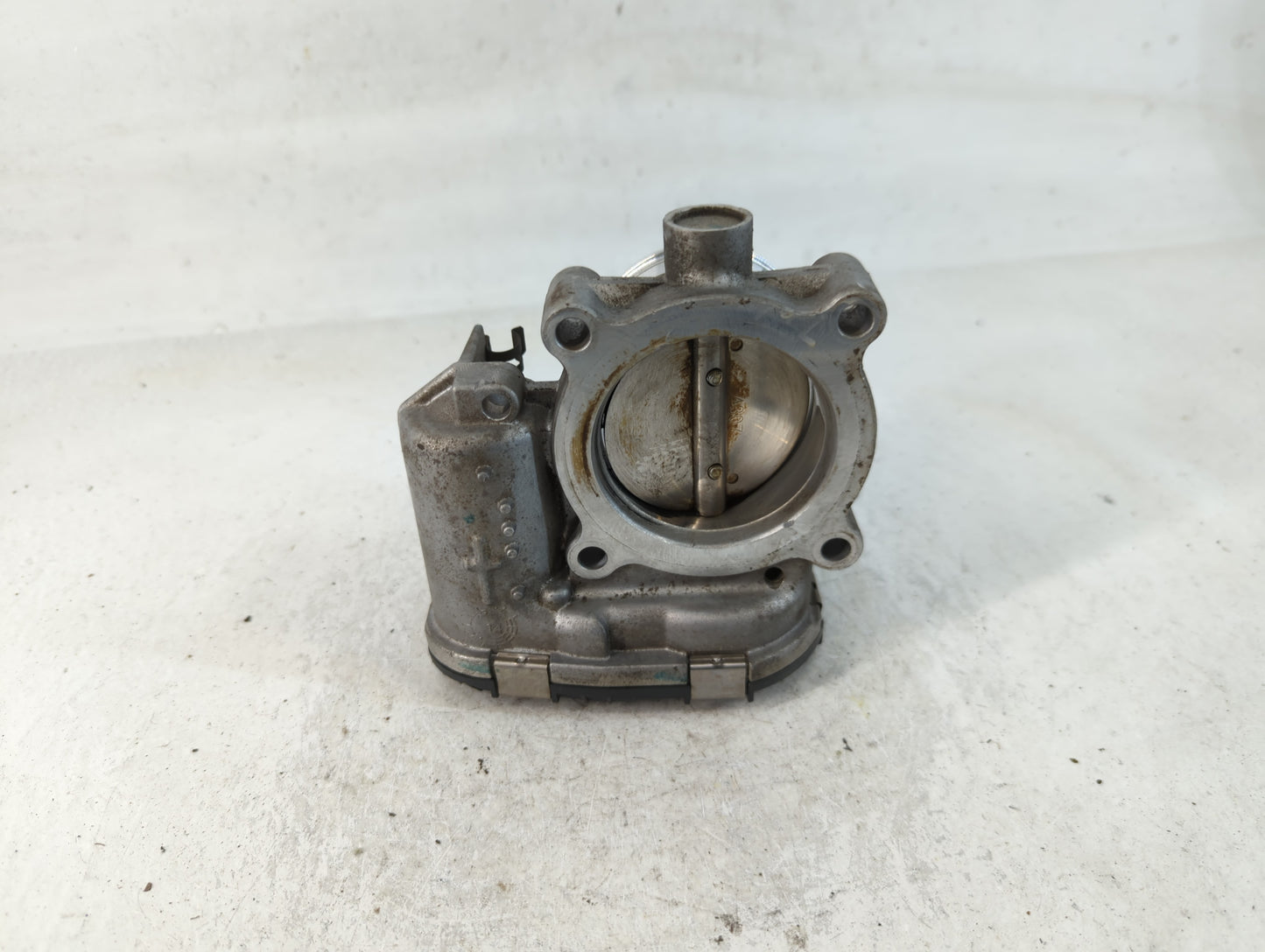 2016-2019 Ford Explorer Throttle Body P/N:DS7E-9F991-BB Fits Fits 2014 2015 2016 2017 2018 2019 2020 2021 2022 OEM Used Auto