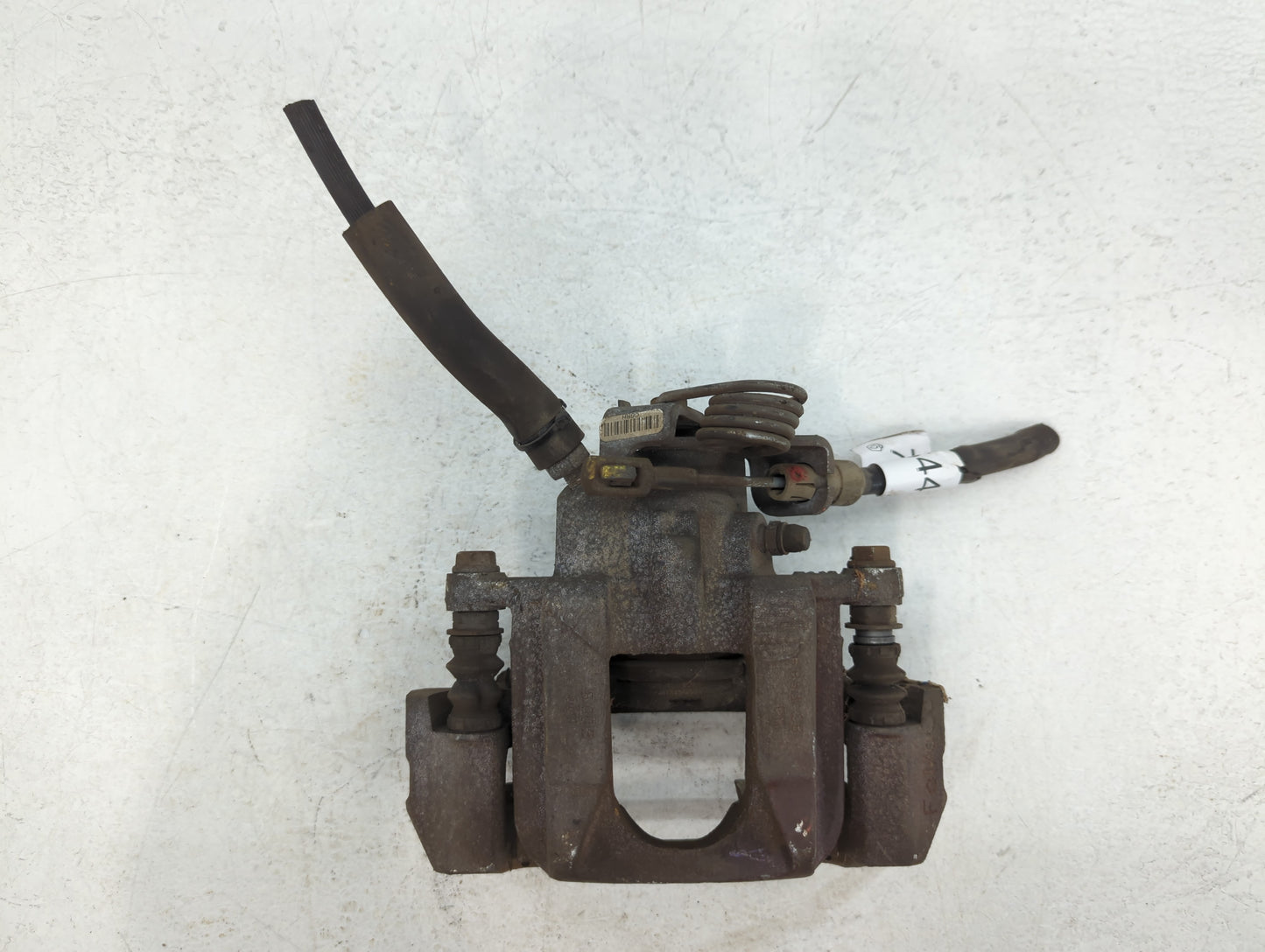 2011-2019 Ford Explorer Front Passenger Right Brake Caliper - Oemusedautoparts1.com