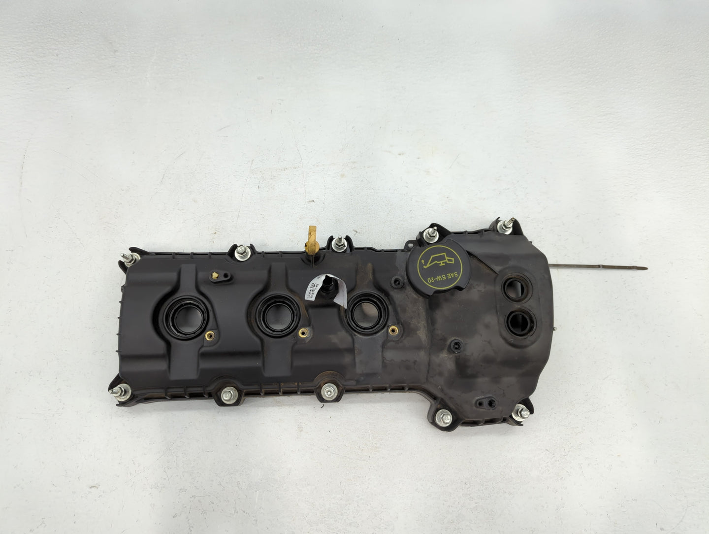 2016 Ford Explorer Driver Left Cylinder Head Valve Cover Fits OEM Used Auto Parts - Oemusedautoparts1.com