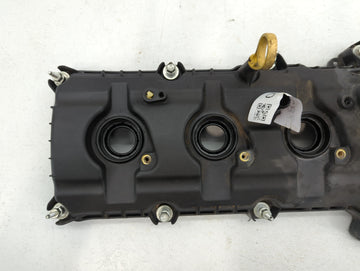2016 Ford Explorer Driver Left Cylinder Head Valve Cover Fits OEM Used Auto Parts