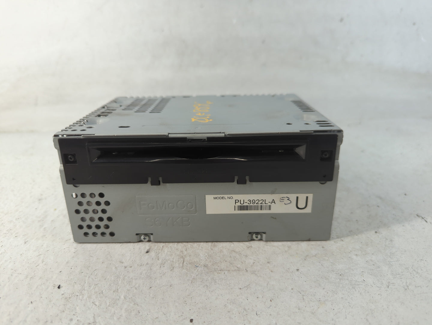 2016-2017 Ford Explorer Radio AM FM Cd Player Receiver Replacement P/N:GB5T-19C107-BF Fits Fits 2016 2017 OEM Used Auto Part