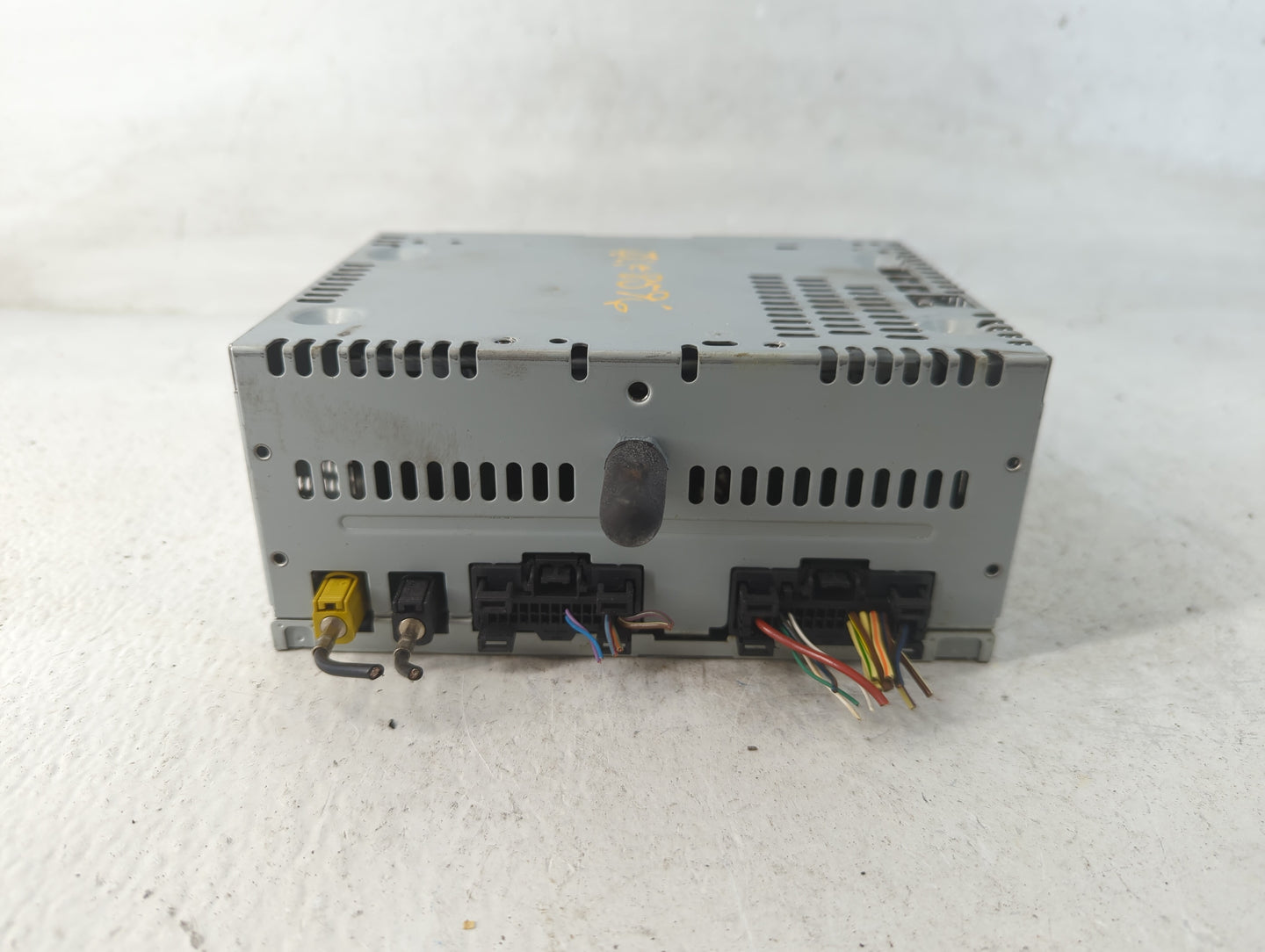 2016-2017 Ford Explorer Radio AM FM Cd Player Receiver Replacement P/N:GB5T-19C107-BF Fits Fits 2016 2017 OEM Used Auto Part