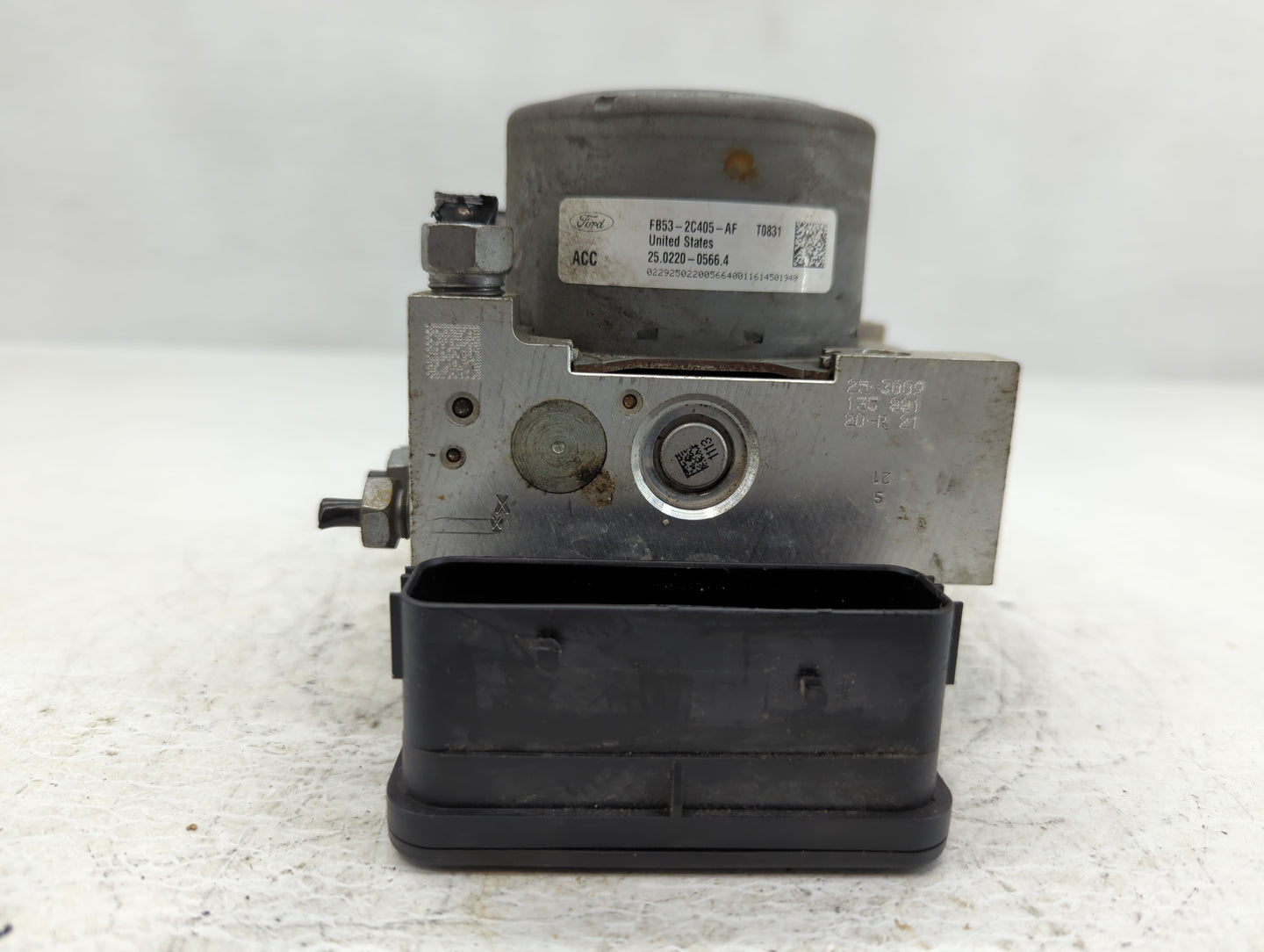 2016 Ford Explorer ABS Pump Control Module Replacement P/N:FB53-2C405-AF Fits OEM Used Auto Parts - Oemusedautoparts1.com