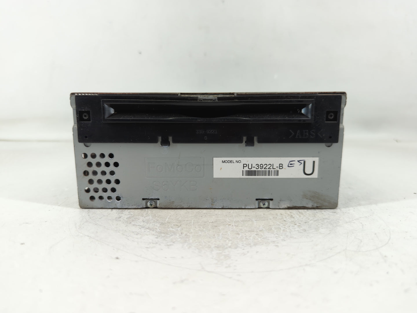 2016-2017 Ford Explorer Radio AM FM Cd Player Receiver Replacement P/N:GB5T-19C107-BG Fits Fits 2016 2017 OEM Used Auto Part