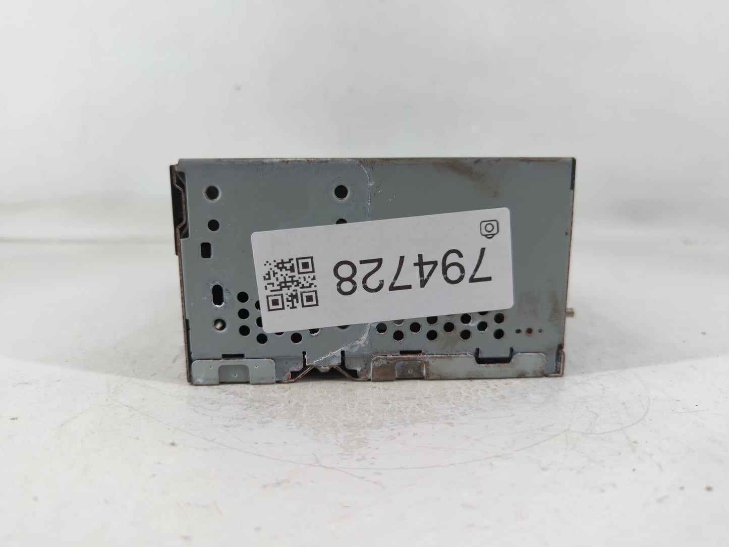 2016-2017 Ford Explorer Radio AM FM Cd Player Receiver Replacement P/N:GB5T-19C107-BG Fits Fits 2016 2017 OEM Used Auto Part