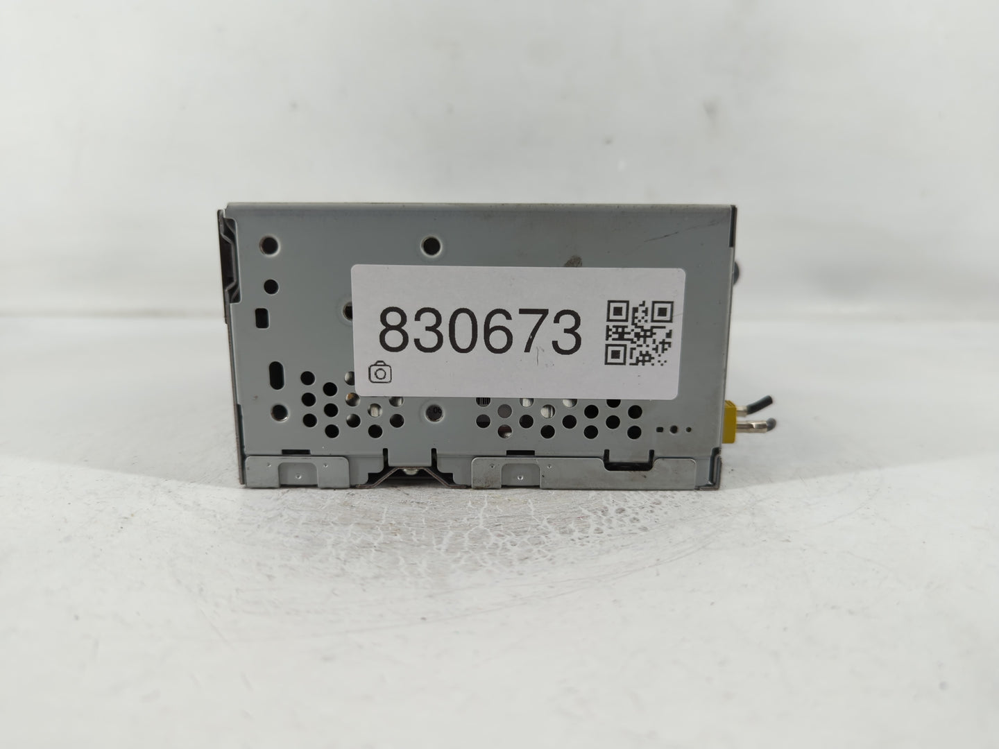 2016-2017 Ford Explorer Radio AM FM Cd Player Receiver Replacement P/N:GB5T-19C107-BF Fits Fits 2016 2017 OEM Used Auto Part