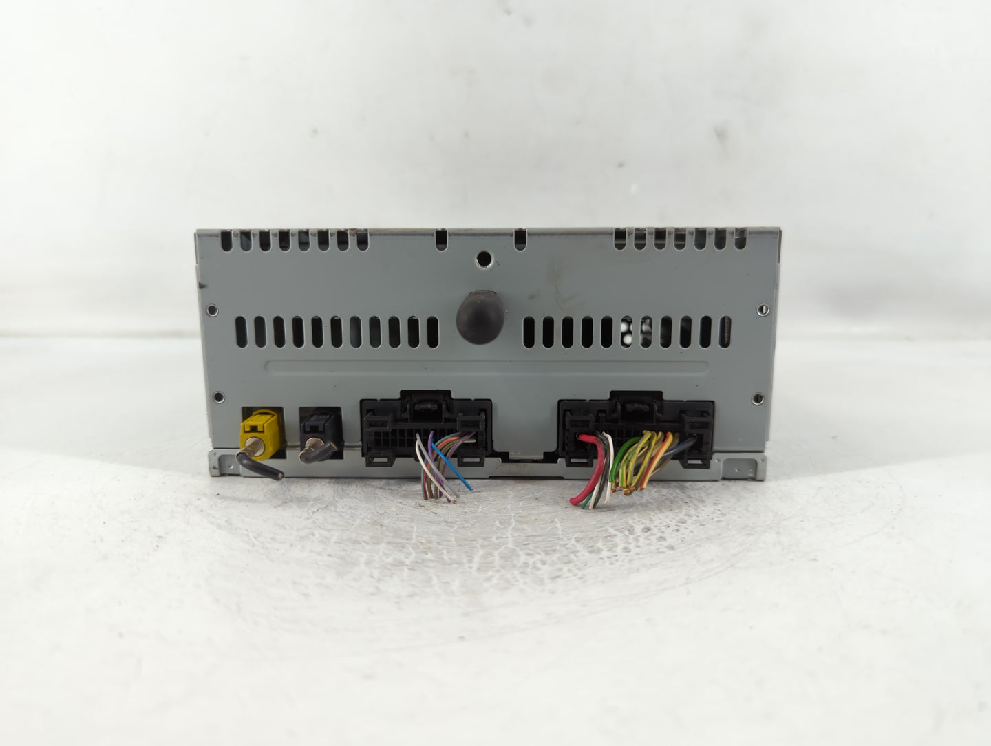 2016-2017 Ford Explorer Radio AM FM Cd Player Receiver Replacement P/N:GB5T-19C107-BG Fits Fits 2016 2017 OEM Used Auto Part