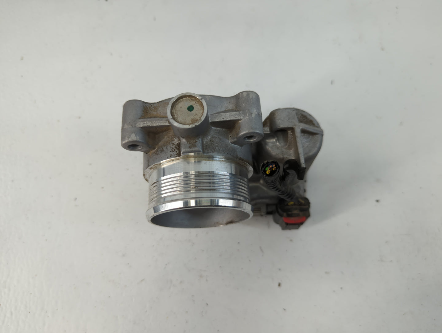 2016-2019 Ford Explorer Throttle Body P/N:DS7E-9F991-BB Fits Fits 2014 2015 2016 2017 2018 2019 2020 2021 2022 OEM Used Auto
