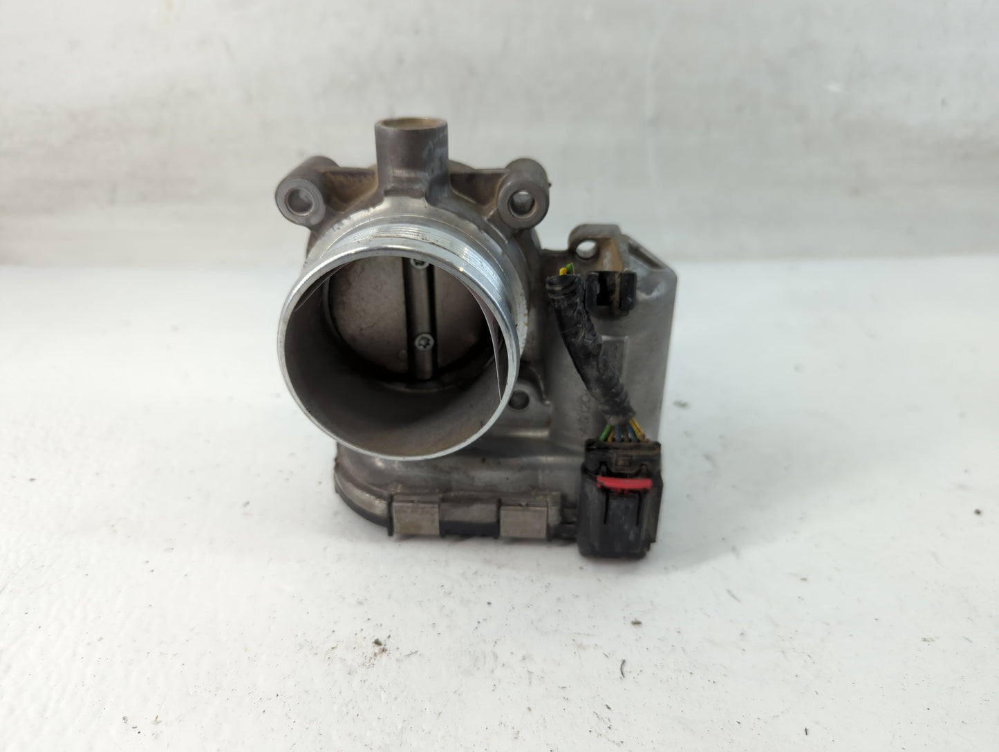 2016-2019 Ford Explorer Throttle Body P/N:DS7E-9F991-BB Fits Fits 2014 2015 2016 2017 2018 2019 2020 2021 2022 OEM Used Auto