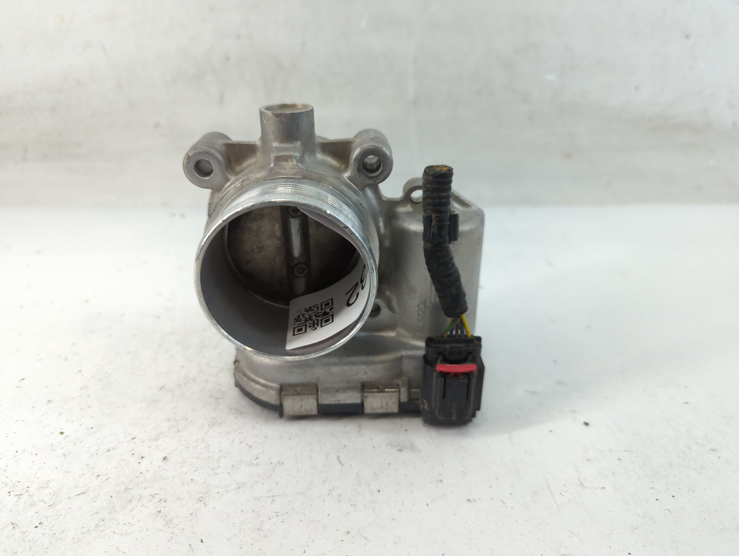 2016-2019 Ford Explorer Throttle Body P/N:DS7E-9F991-BB Fits Fits 2014 2015 2016 2017 2018 2019 2020 2021 2022 OEM Used Auto