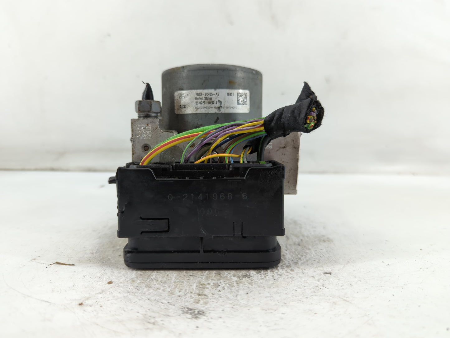 2016 Ford Explorer ABS Pump Control Module Replacement P/N:FB53-2C405-AE Fits OEM Used Auto Parts - Oemusedautoparts1.com
