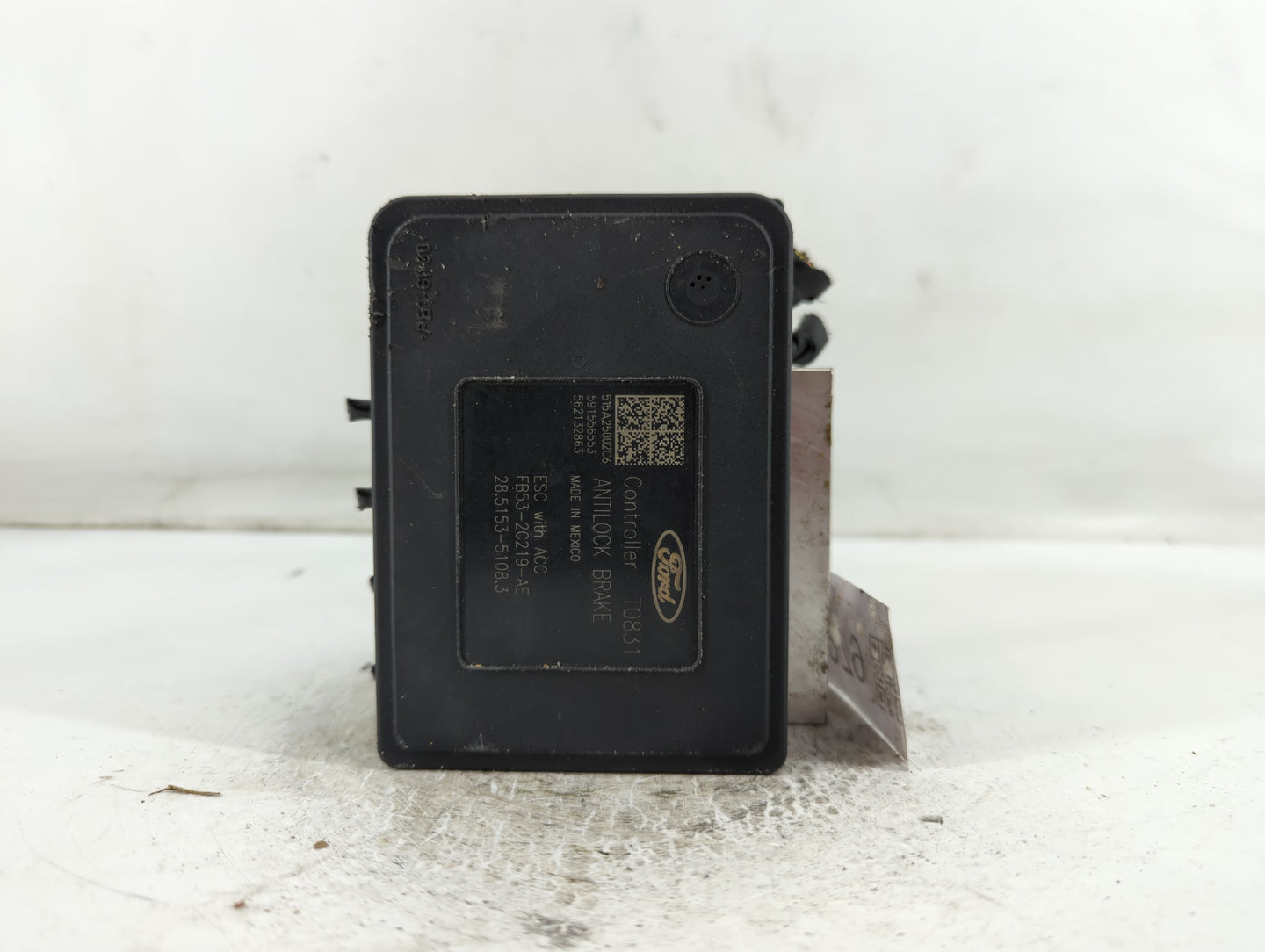 2016 Ford Explorer ABS Pump Control Module Replacement P/N:FB53-2C405-AE Fits OEM Used Auto Parts - Oemusedautoparts1.com