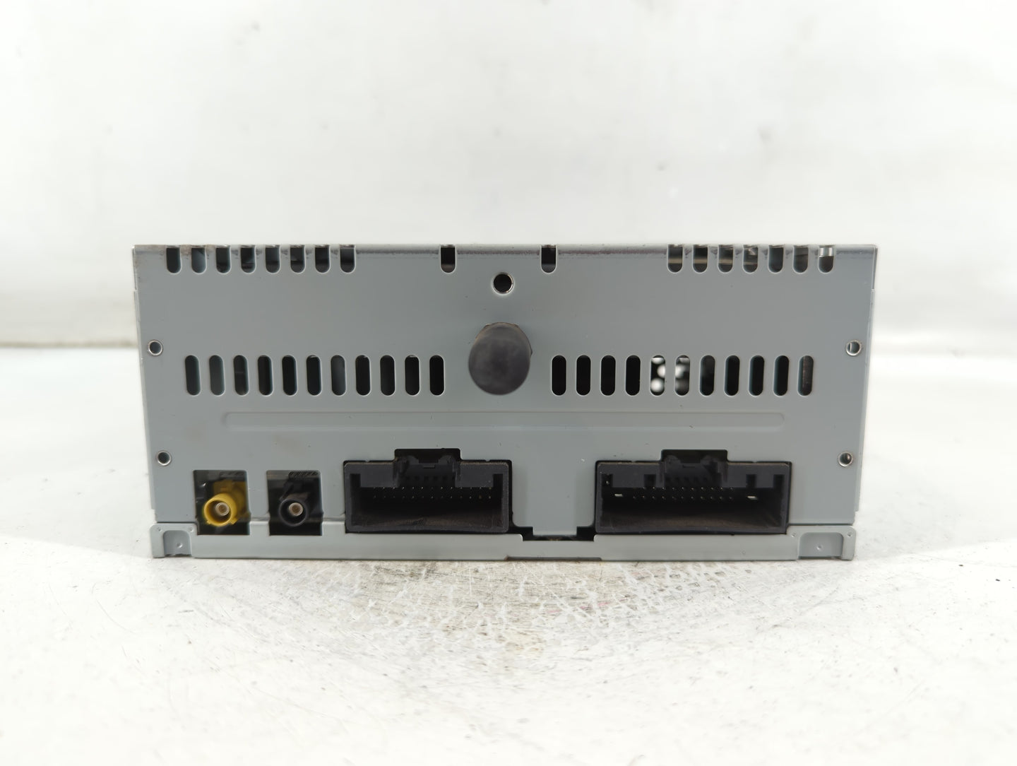 2016-2017 Ford Explorer Radio AM FM Cd Player Receiver Replacement P/N:HB5T-19C107-BG Fits Fits 2016 2017 OEM Used Auto Part