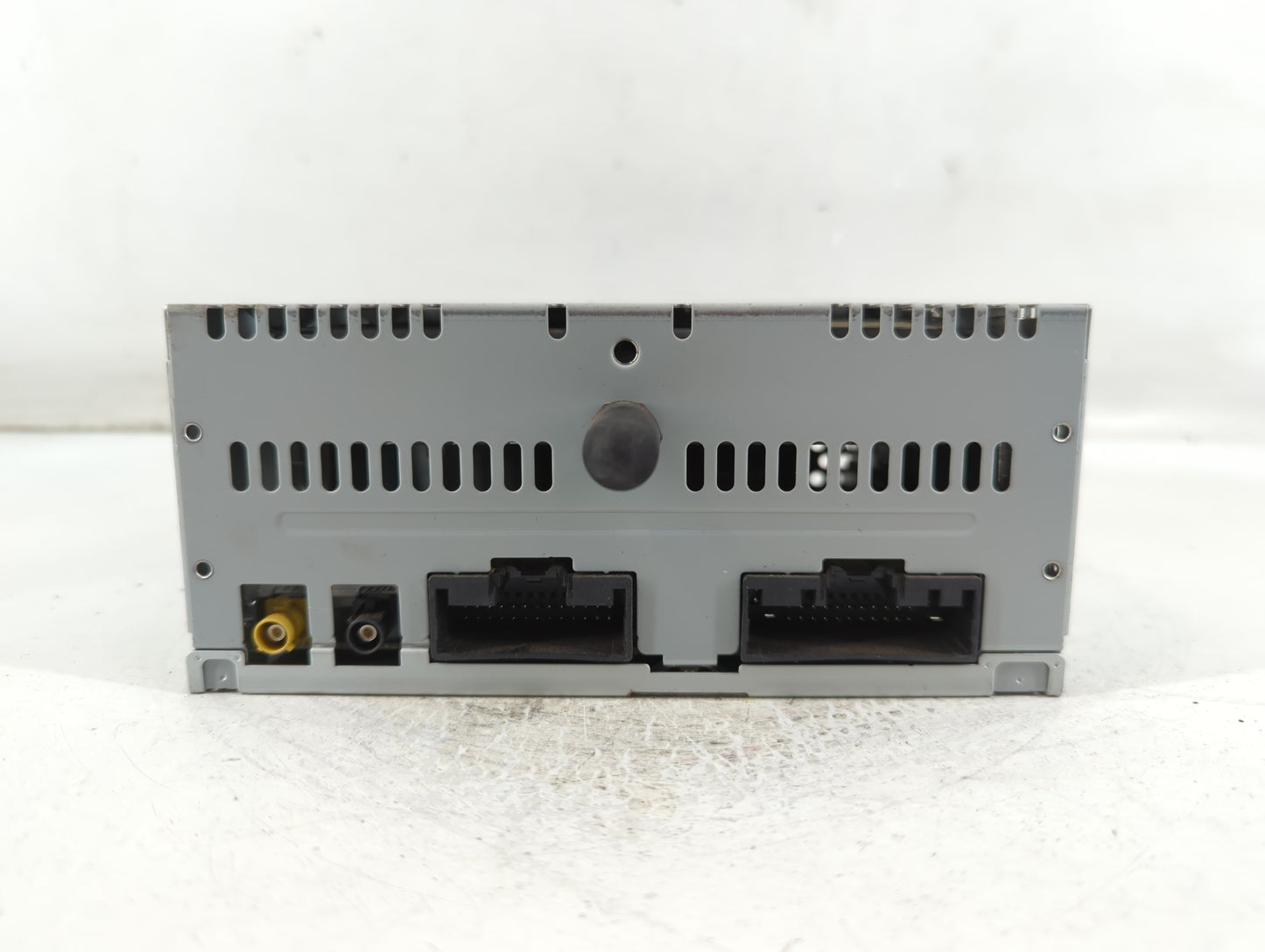 2016-2017 Ford Explorer Radio AM FM Cd Player Receiver Replacement P/N:HB5T-19C107-BG Fits Fits 2016 2017 OEM Used Auto Part
