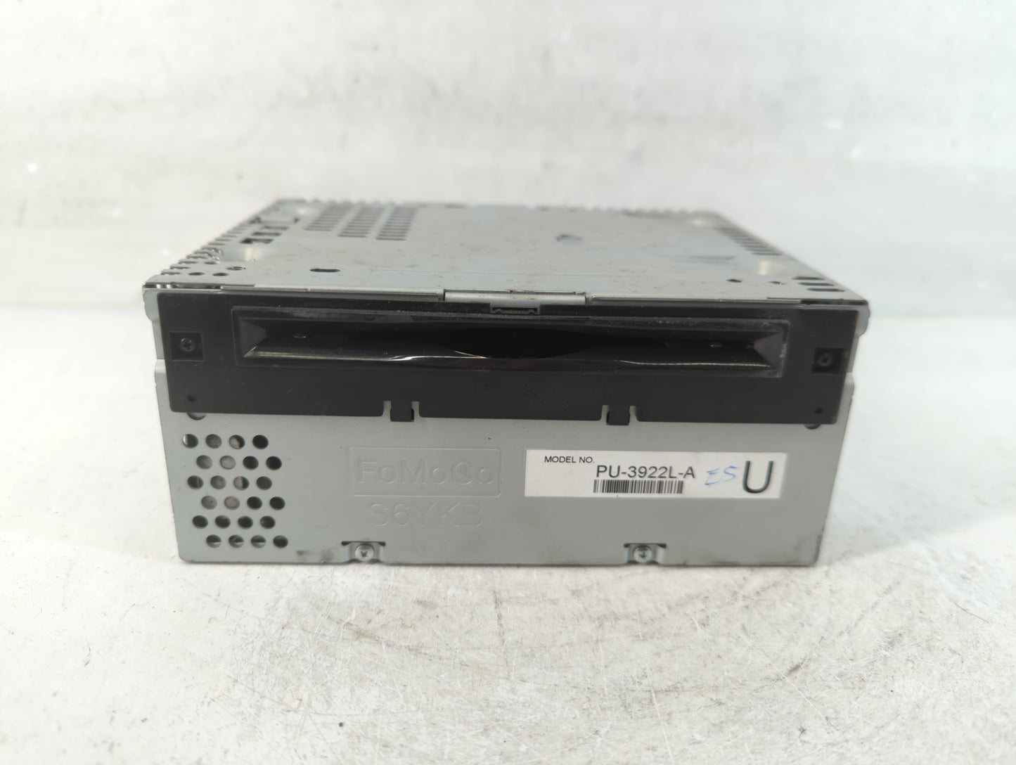 2016-2017 Ford Explorer Radio AM FM Cd Player Receiver Replacement P/N:GB5T-19C107-BF Fits Fits 2016 2017 OEM Used Auto Part