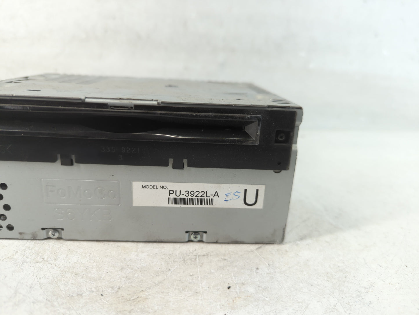 2016-2017 Ford Explorer Radio AM FM Cd Player Receiver Replacement P/N:GB5T-19C107-BF Fits Fits 2016 2017 OEM Used Auto Part