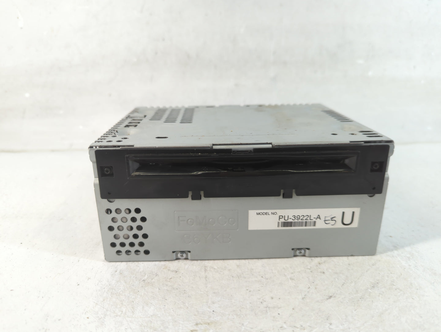 2016-2017 Ford Explorer Radio AM FM Cd Player Receiver Replacement P/N:GB5T-19C107-BF Fits Fits 2016 2017 OEM Used Auto Part