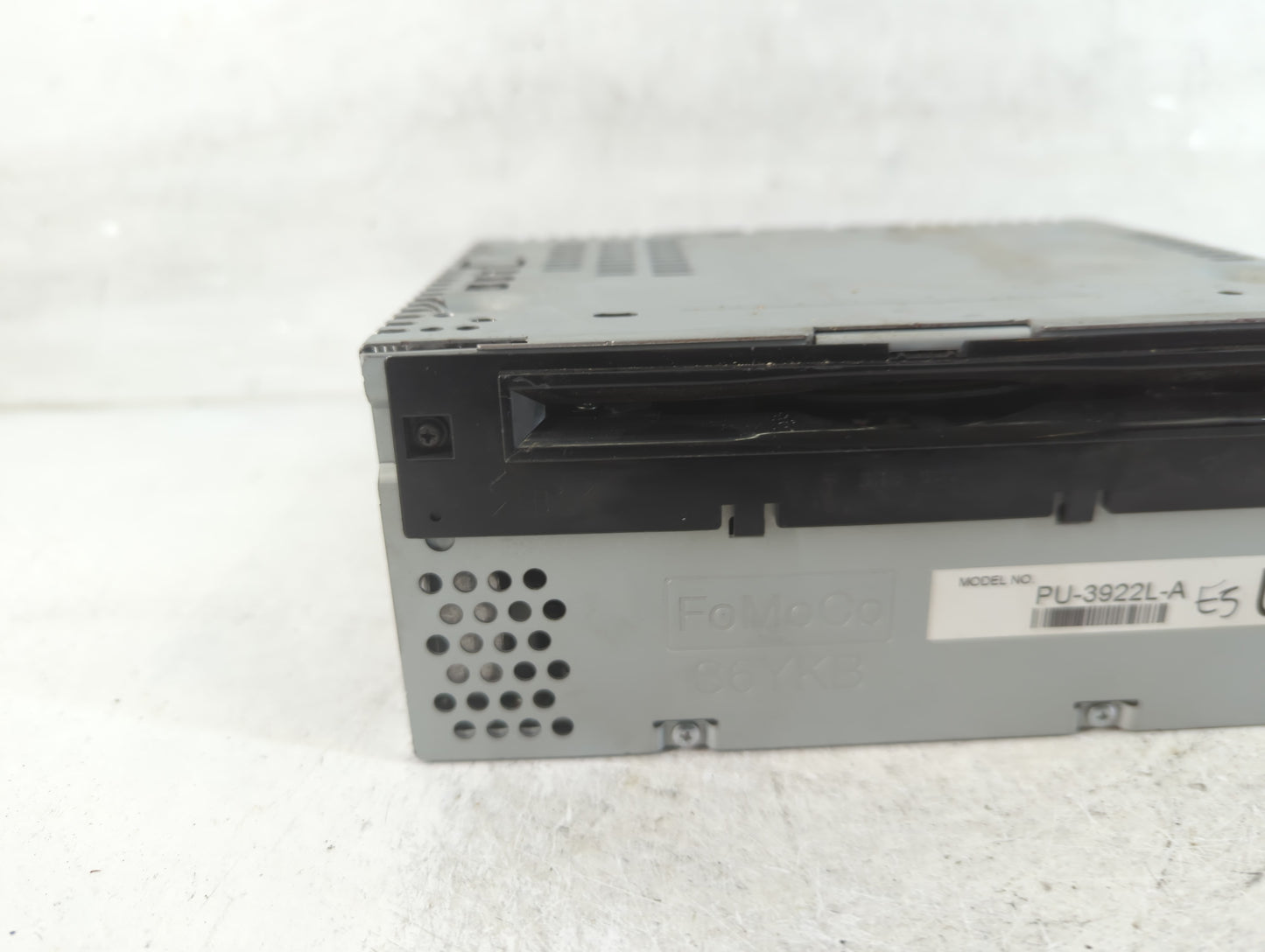 2016-2017 Ford Explorer Radio AM FM Cd Player Receiver Replacement P/N:GB5T-19C107-BF Fits Fits 2016 2017 OEM Used Auto Part