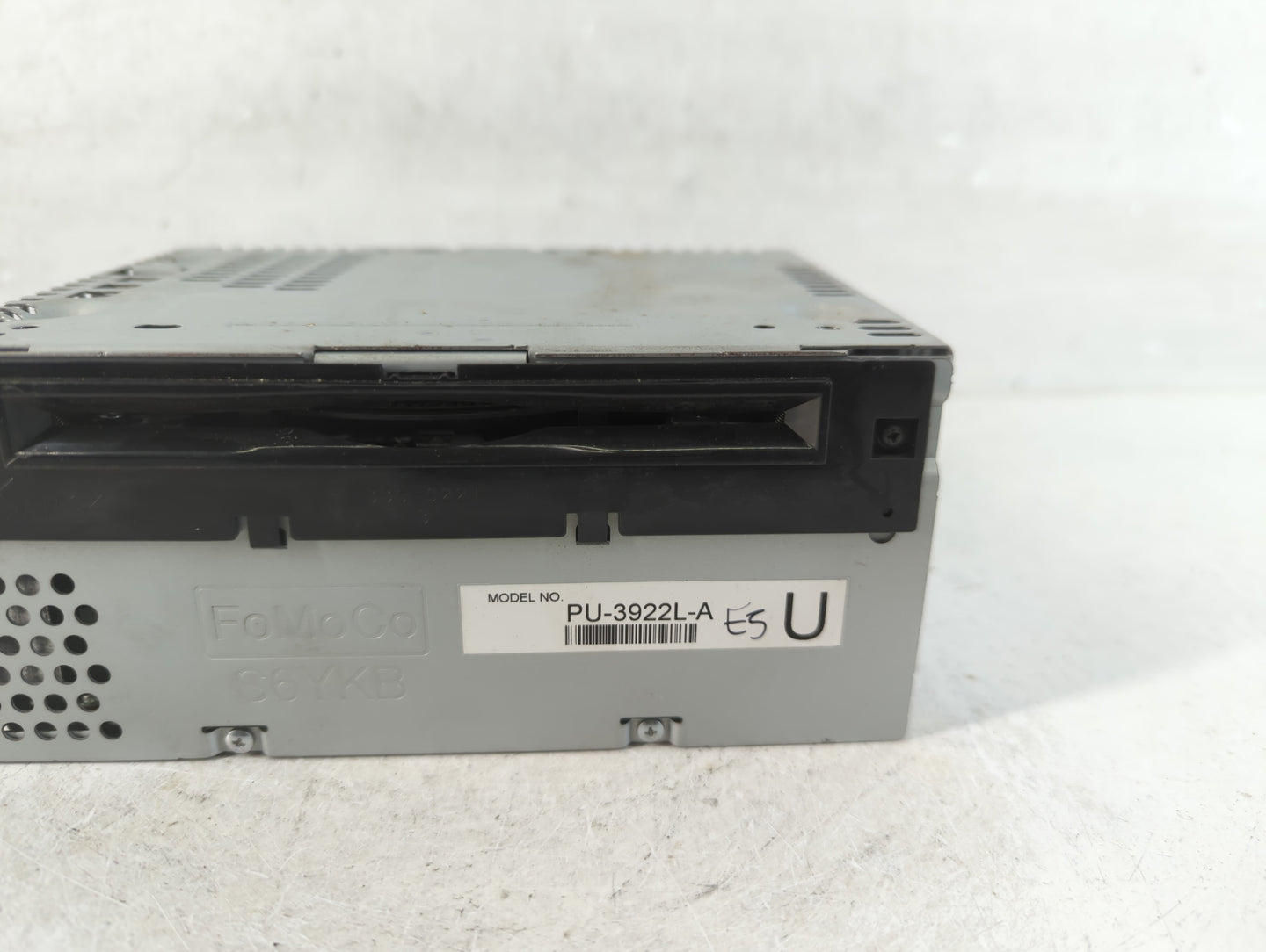 2016-2017 Ford Explorer Radio AM FM Cd Player Receiver Replacement P/N:GB5T-19C107-BF Fits Fits 2016 2017 OEM Used Auto Part