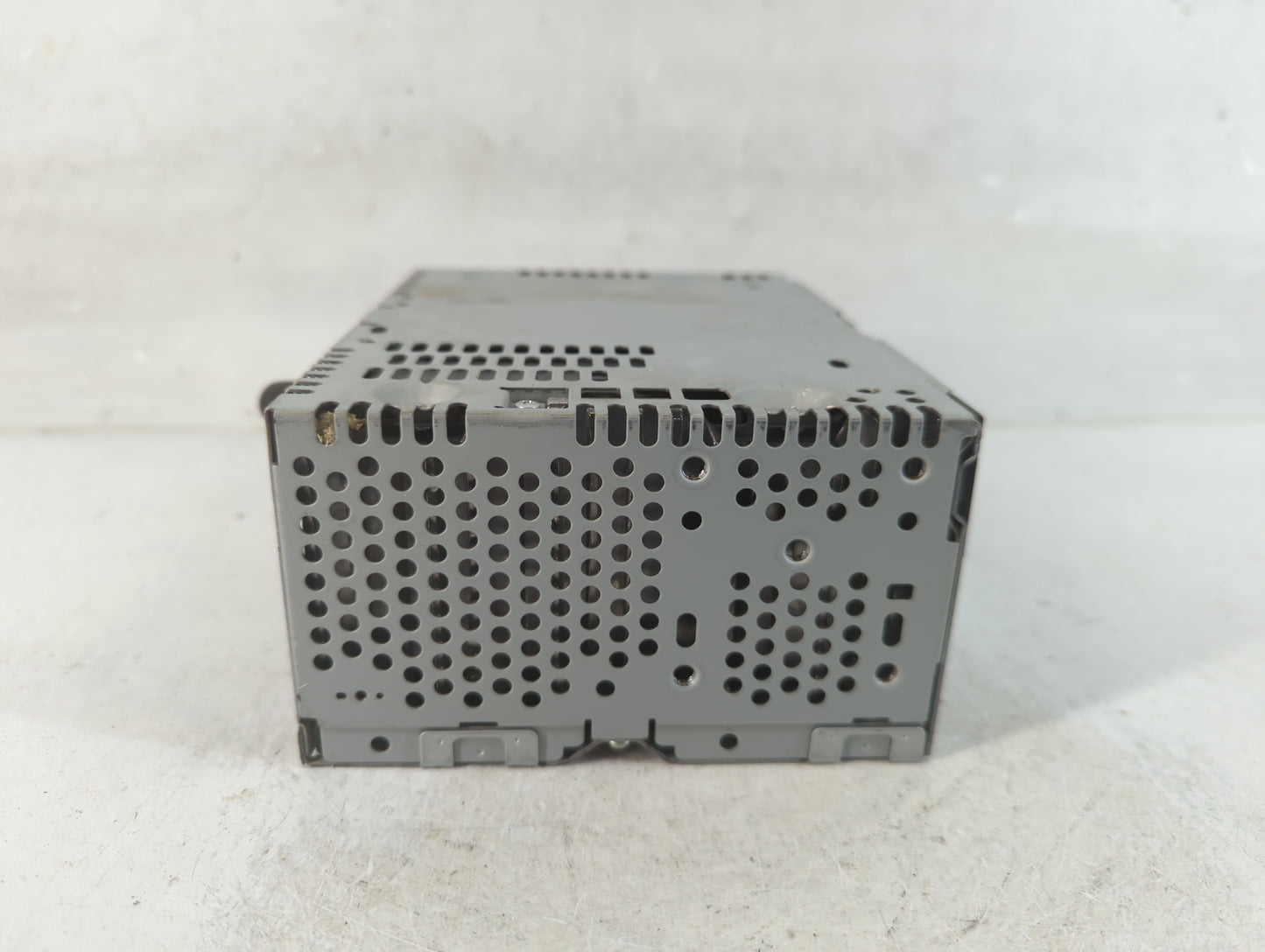 2016-2017 Ford Explorer Radio AM FM Cd Player Receiver Replacement P/N:GB5T-19C107-BF Fits Fits 2016 2017 OEM Used Auto Part