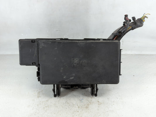 2016 Ford Explorer Fusebox Fuse Box Panel Relay Module P/N:FU5T-14A003-GB Fits OEM Used Auto Parts - Oemusedautoparts1.com