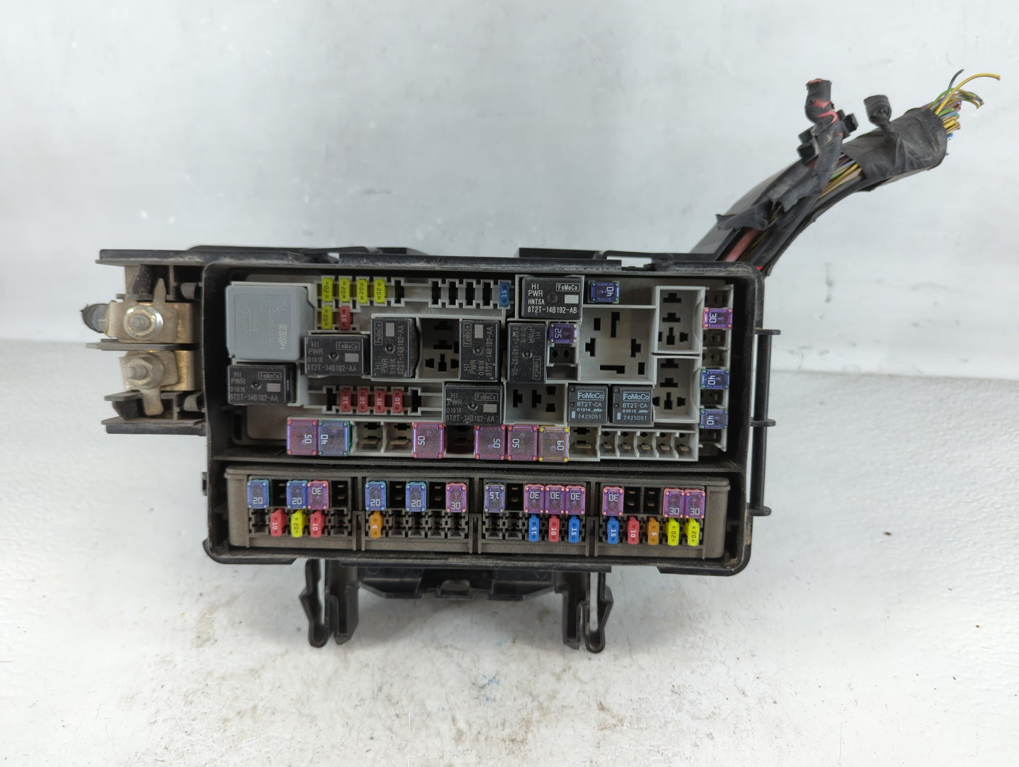 2016 Ford Explorer Fusebox Fuse Box Panel Relay Module P/N:FU5T-14A003-GB Fits OEM Used Auto Parts - Oemusedautoparts1.com