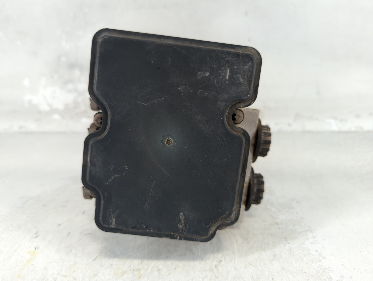 2016 Ford F-150 ABS Pump Control Module Replacement P/N:GL34-2C405-AE Fits OEM Used Auto Parts - Oemusedautoparts1.com