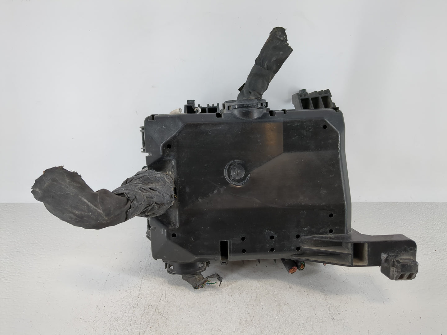 2016 Ford F-150 Fusebox Fuse Box Panel Relay Module P/N:GL3T-12A581 ACB Fits OEM Used Auto Parts - Oemusedautoparts1.com