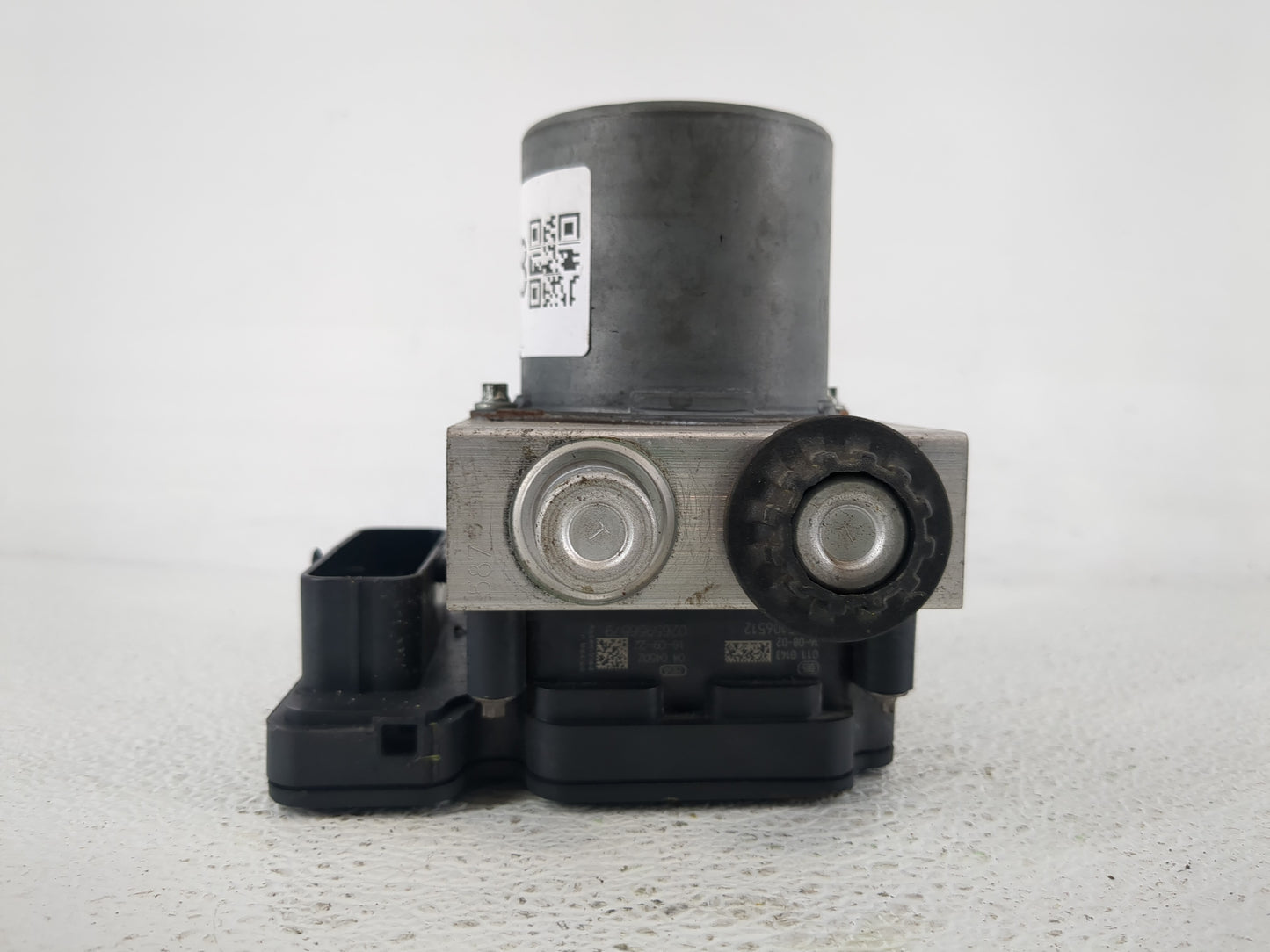 2016 Ford F-150 ABS Pump Control Module Replacement P/N:GL34 2C405 AF Fits OEM Used Auto Parts - Oemusedautoparts1.com