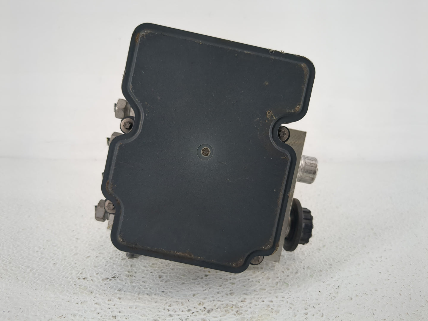 2016 Ford F-150 ABS Pump Control Module Replacement P/N:GL34 2C405 AF Fits OEM Used Auto Parts - Oemusedautoparts1.com