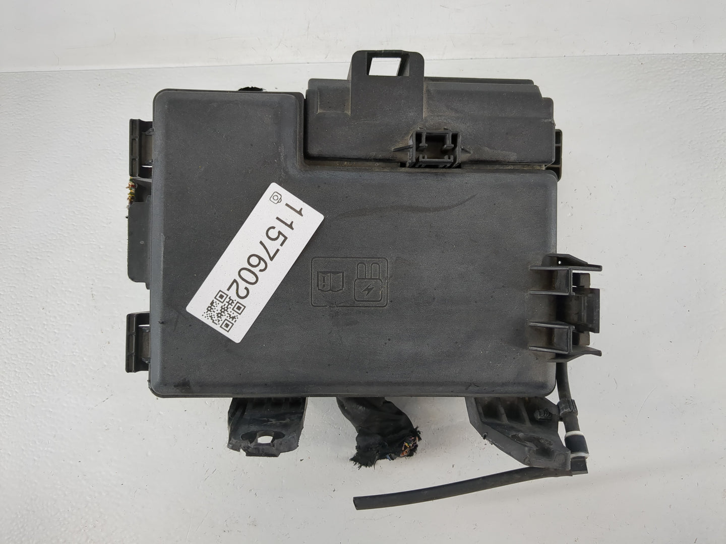 2016 Ford F-150 Fusebox Fuse Box Panel Relay Module P/N:GL3T-12A581-BLB Fits OEM Used Auto Parts - Oemusedautoparts1.com