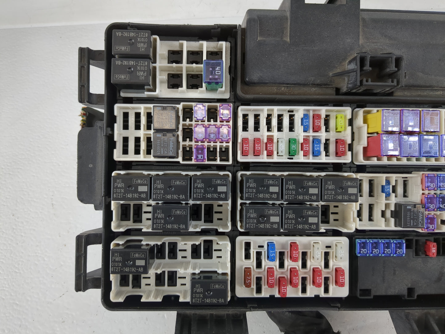 2016 Ford F-150 Fusebox Fuse Box Panel Relay Module P/N:GL3T-12A581-BLB Fits OEM Used Auto Parts - Oemusedautoparts1.com