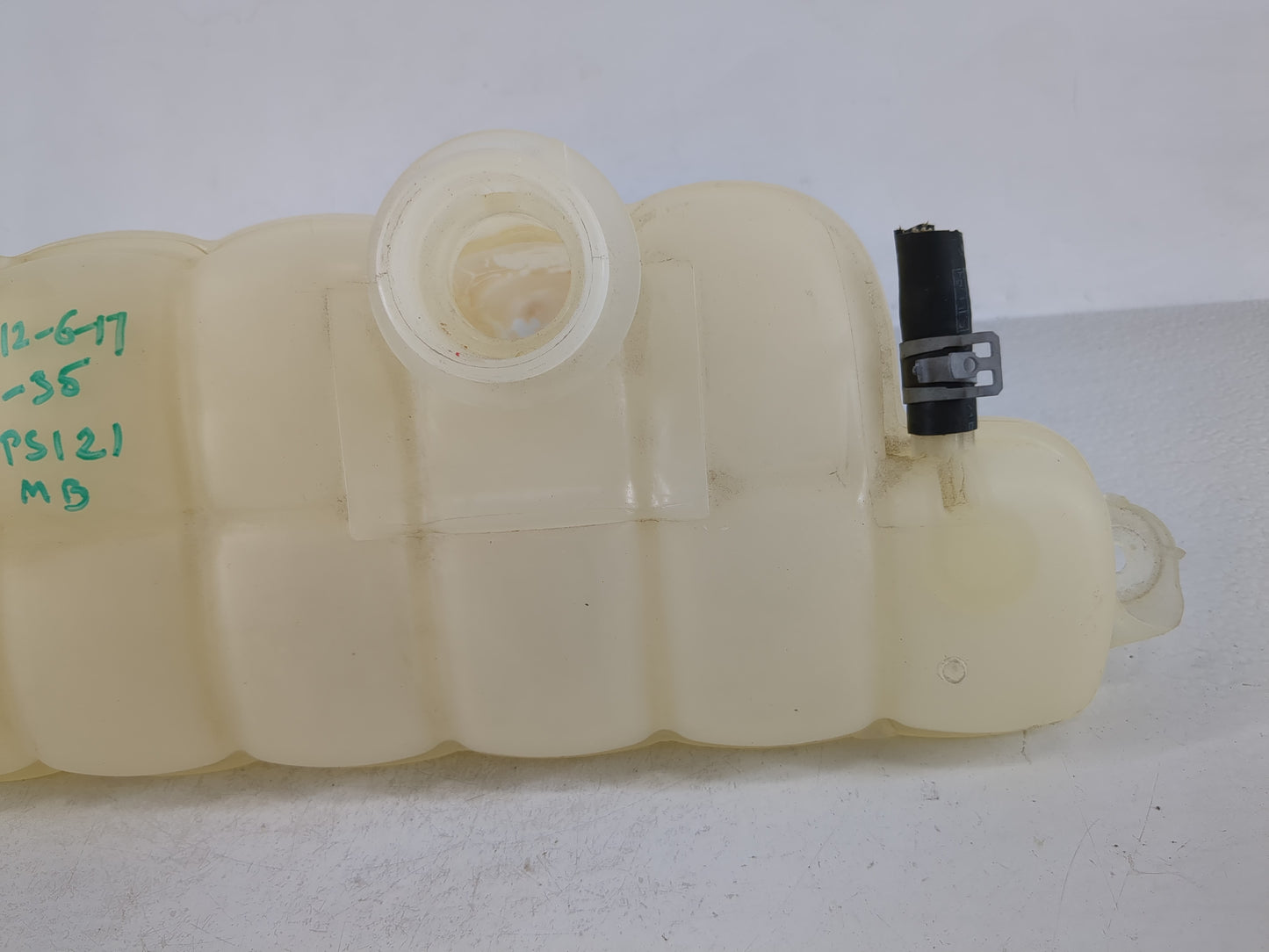 Ford F-150 Windshield Washer Fluid Reservoir Bottle Oem - Oemusedautoparts1.com
