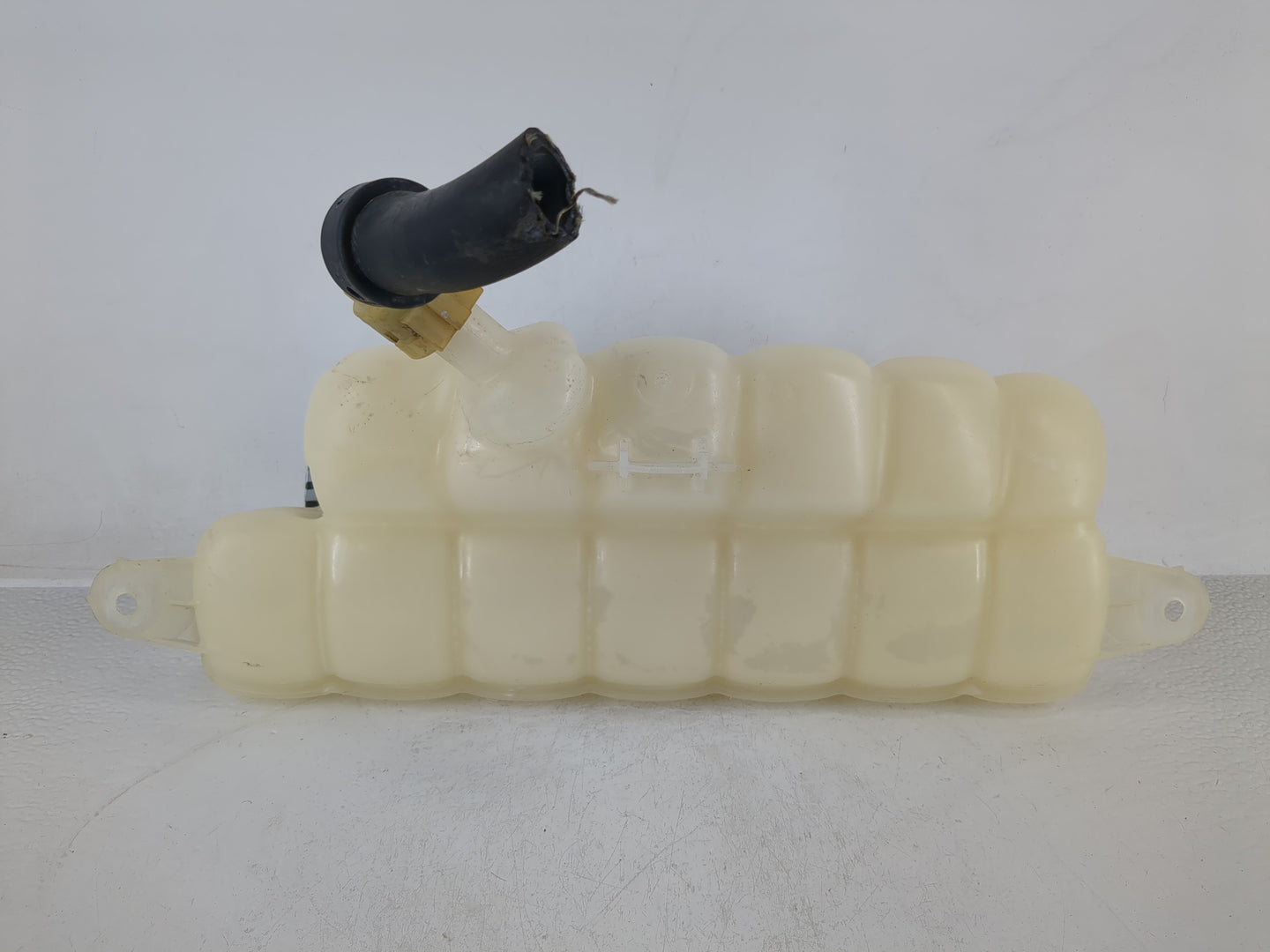 Ford F-150 Windshield Washer Fluid Reservoir Bottle Oem - Oemusedautoparts1.com