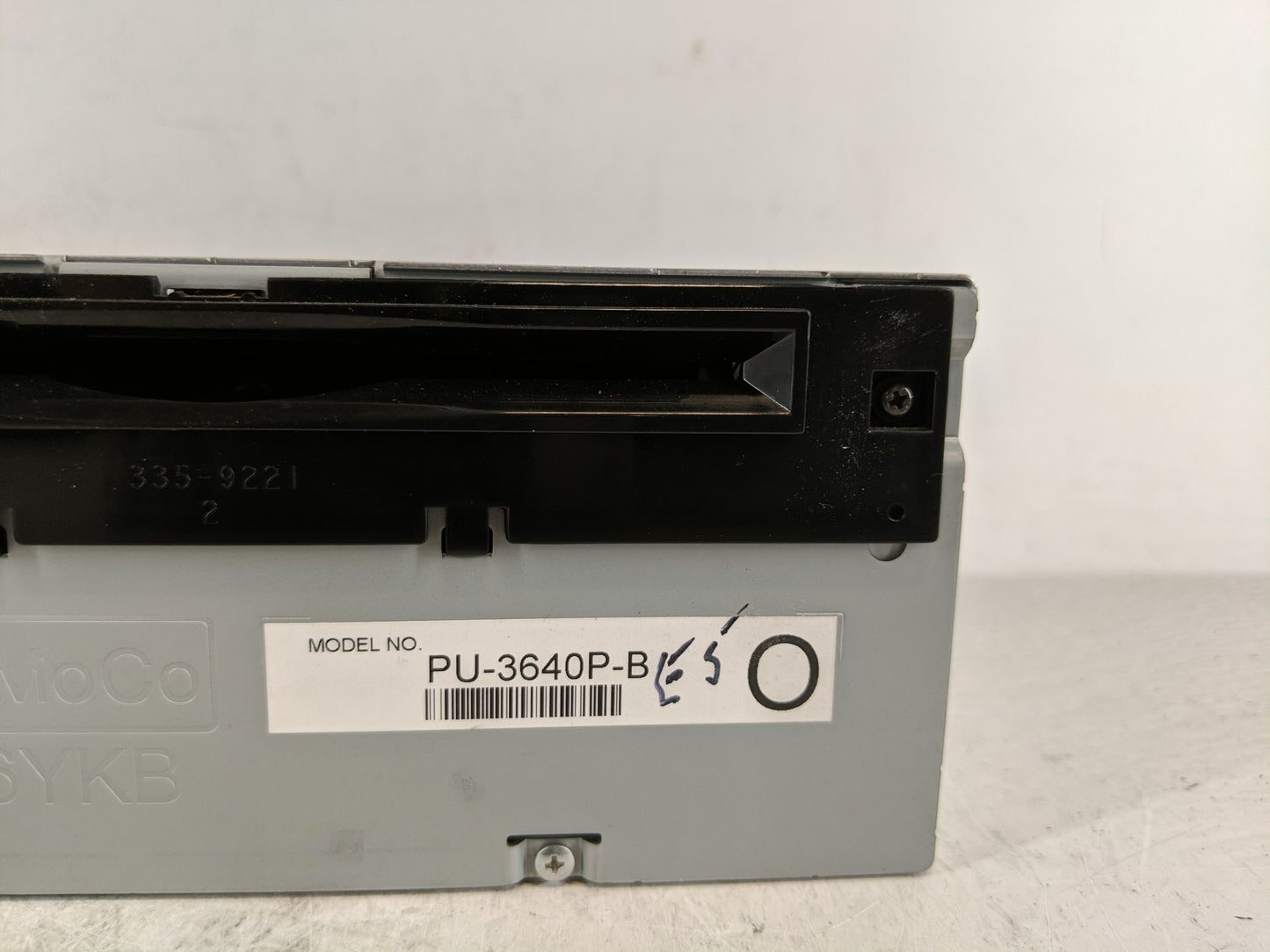 2015-2016 Ford F-150 Radio AM FM Cd Player Receiver Replacement P/N:FL3T-19C107-HG Fits Fits 2015 2016 OEM Used Auto Parts -