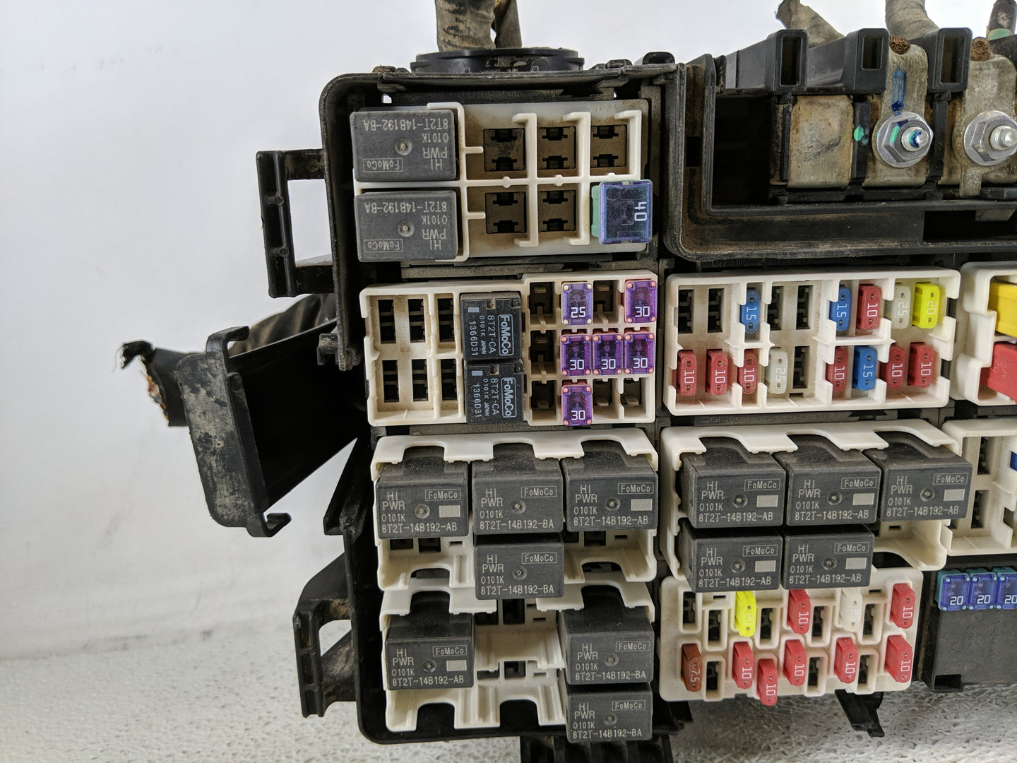 2016 Ford F-150 Fusebox Fuse Box Panel Relay Module P/N:GL3T-12A581APB Fits OEM Used Auto Parts - Oemusedautoparts1.com