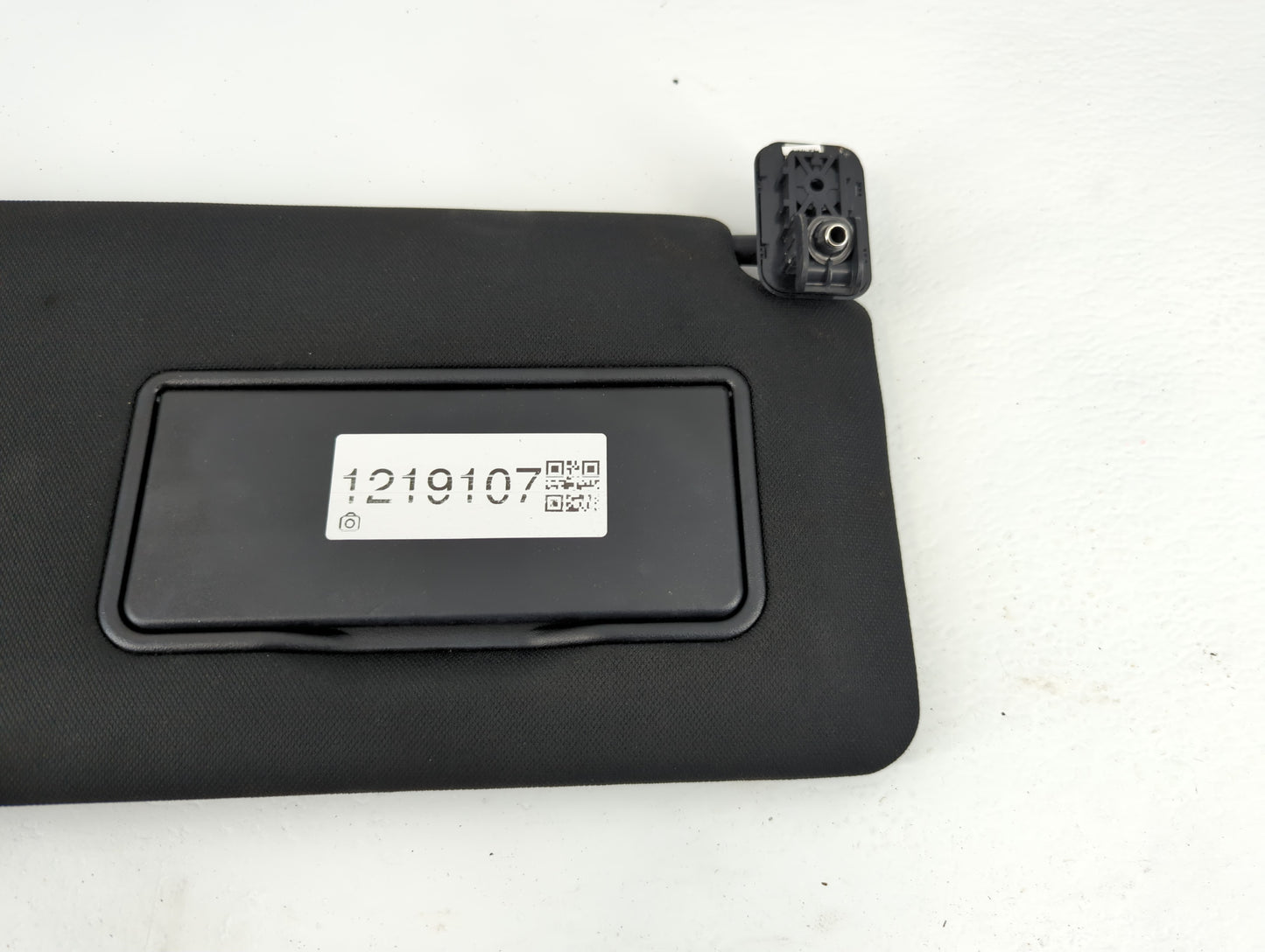 2015-2017 Ford F-150 Sun Visor Shade Replacement Passenger Right Mirror Fits Fits 2015 2016 2017 OEM Used Auto Parts - Oemus