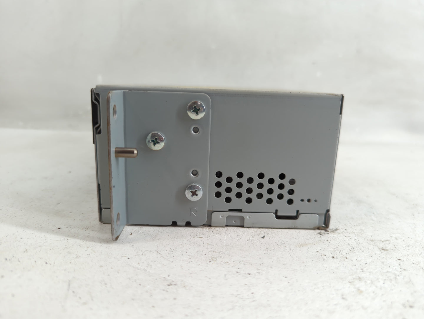 2016 Ford F-150 Radio AM FM Cd Player Receiver Replacement P/N:GL3T-19C107-AA Fits OEM Used Auto Parts - Oemusedautoparts1.c