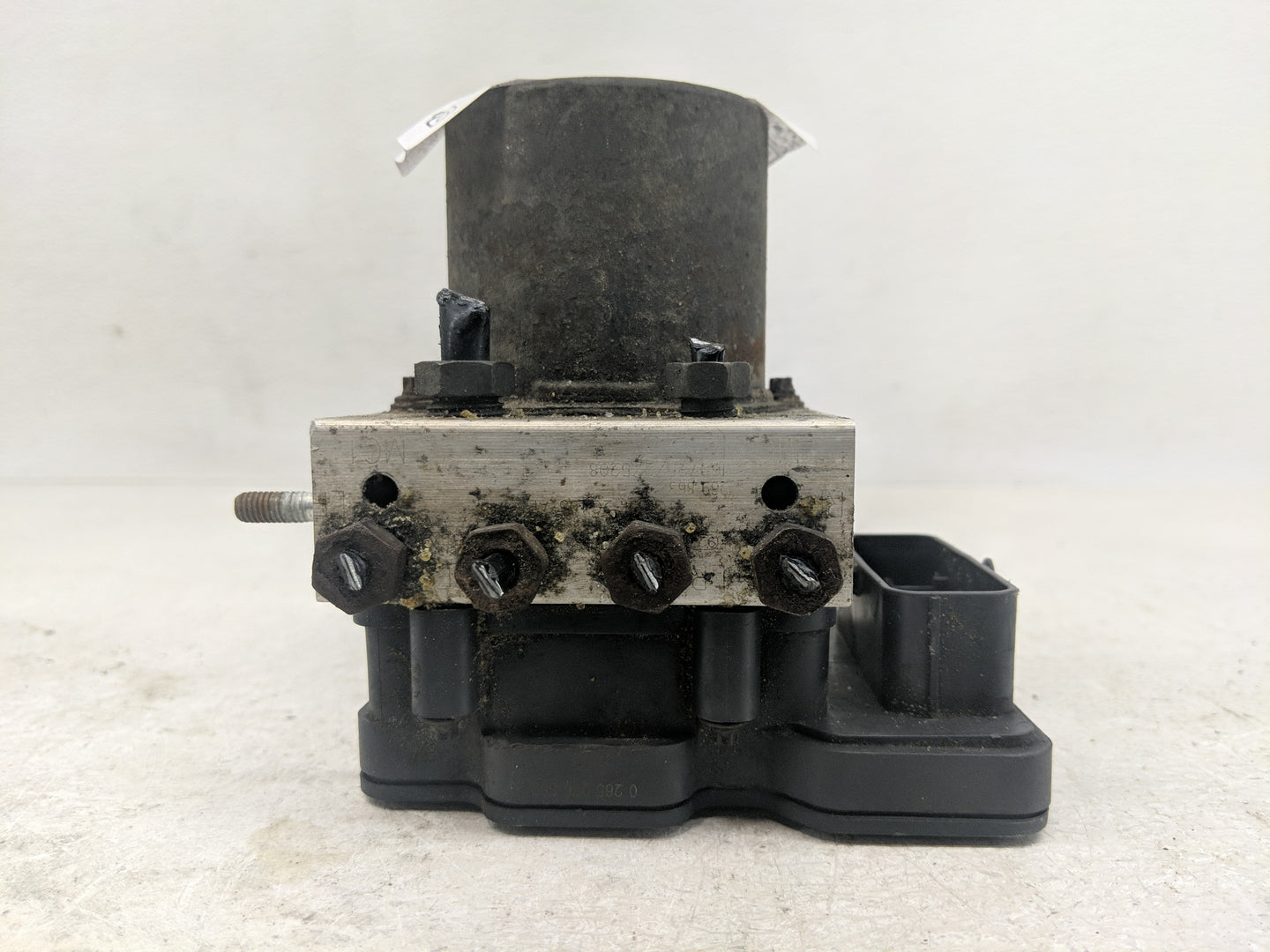 2016 Ford F-150 ABS Pump Control Module Replacement Fits OEM Used Auto Parts - Oemusedautoparts1.com