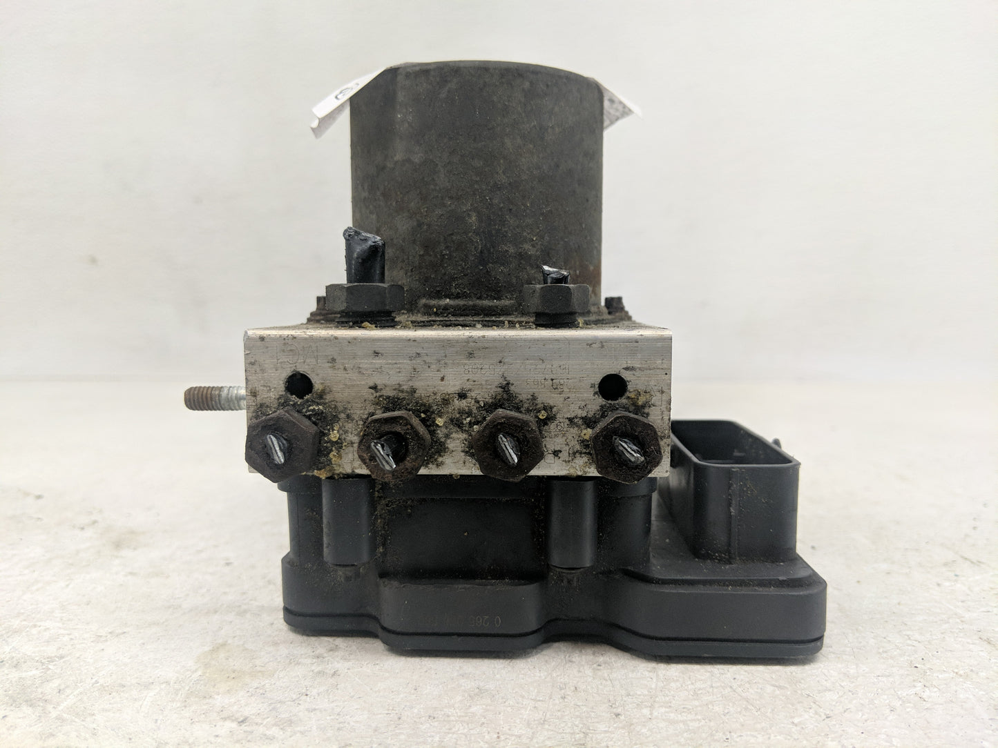 2016 Ford F-150 ABS Pump Control Module Replacement Fits OEM Used Auto Parts - Oemusedautoparts1.com