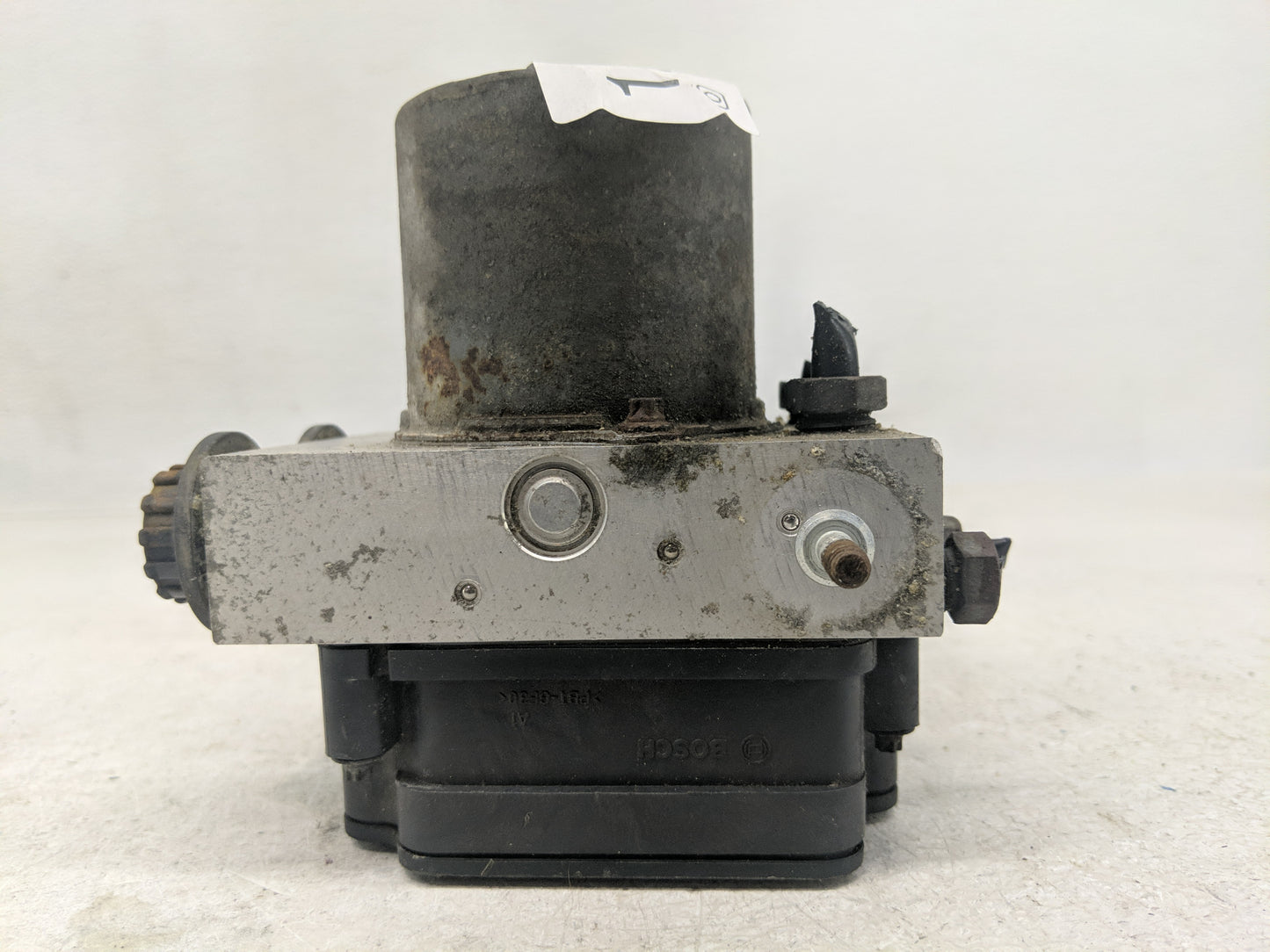 2016 Ford F-150 ABS Pump Control Module Replacement Fits OEM Used Auto Parts - Oemusedautoparts1.com