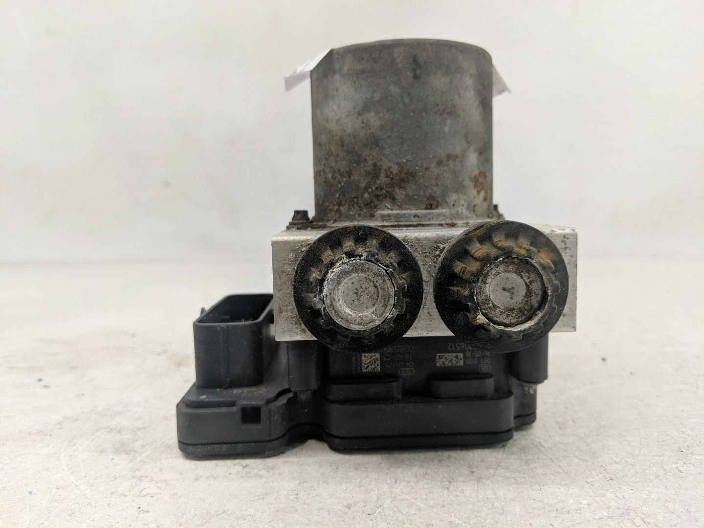 2016 Ford F-150 ABS Pump Control Module Replacement Fits OEM Used Auto Parts - Oemusedautoparts1.com