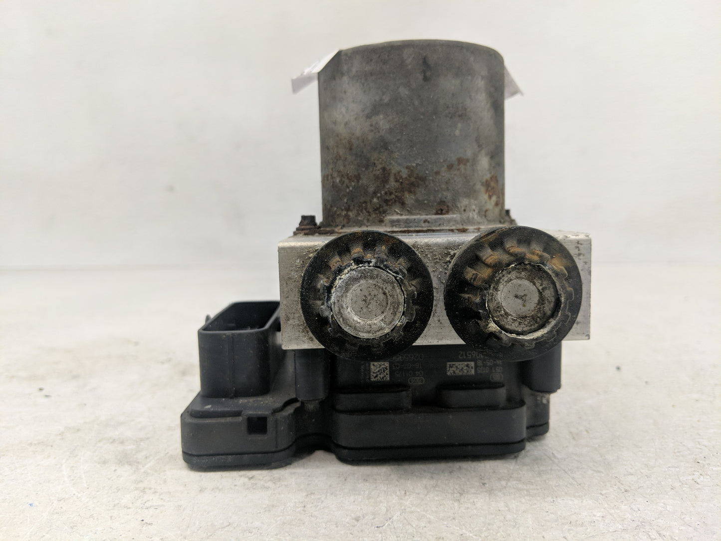 2016 Ford F-150 ABS Pump Control Module Replacement Fits OEM Used Auto Parts - Oemusedautoparts1.com