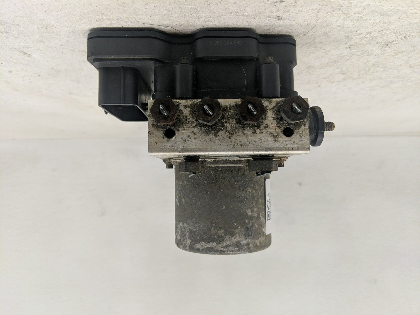 2015-2016 Ford F-150 ABS Pump Control Module Replacement P/N:0 265 254 362 Fits Fits 2015 2016 OEM Used Auto Parts - Oemused