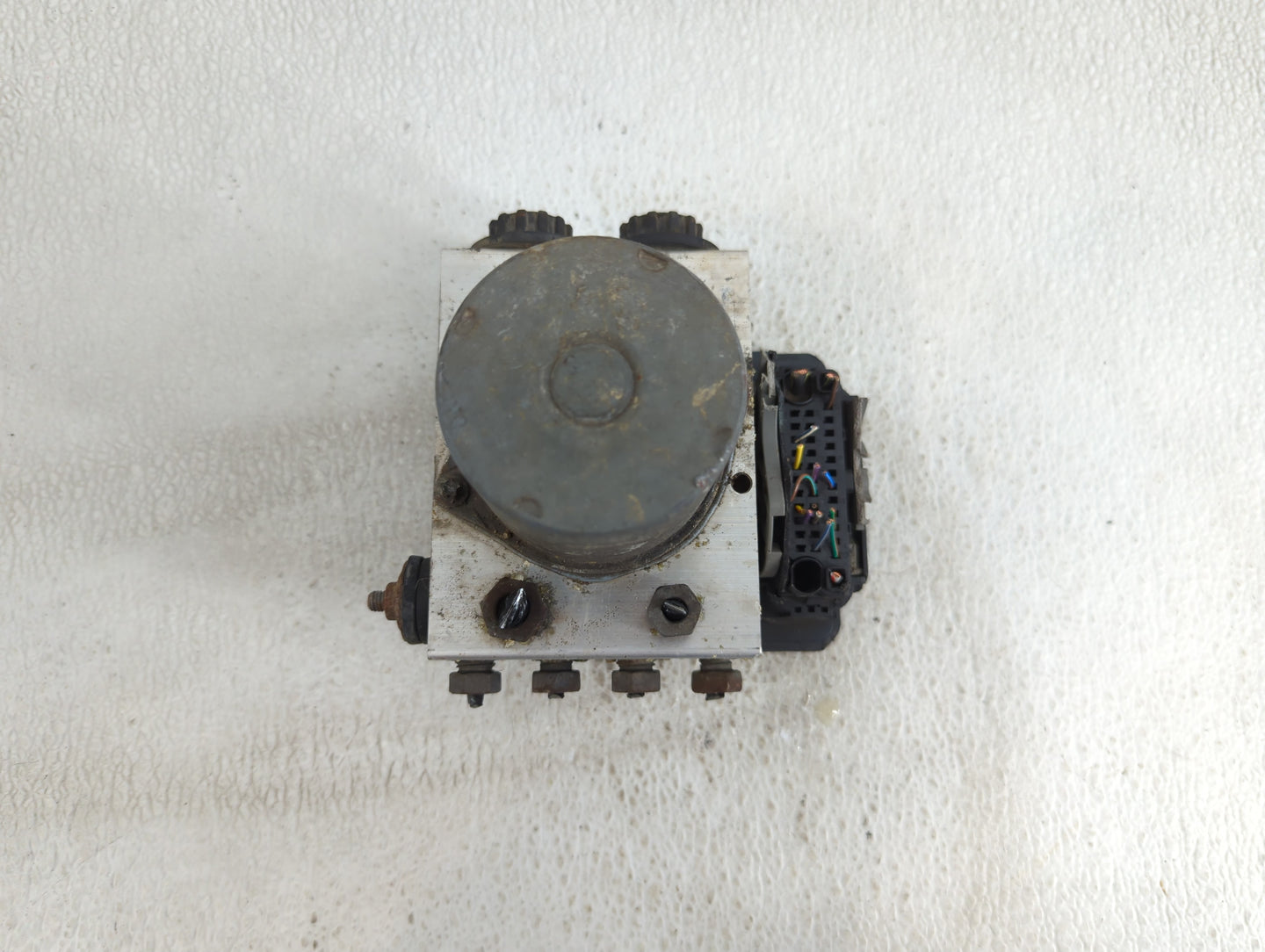 2016 Ford F-150 ABS Pump Control Module Replacement Fits OEM Used Auto Parts - Oemusedautoparts1.com