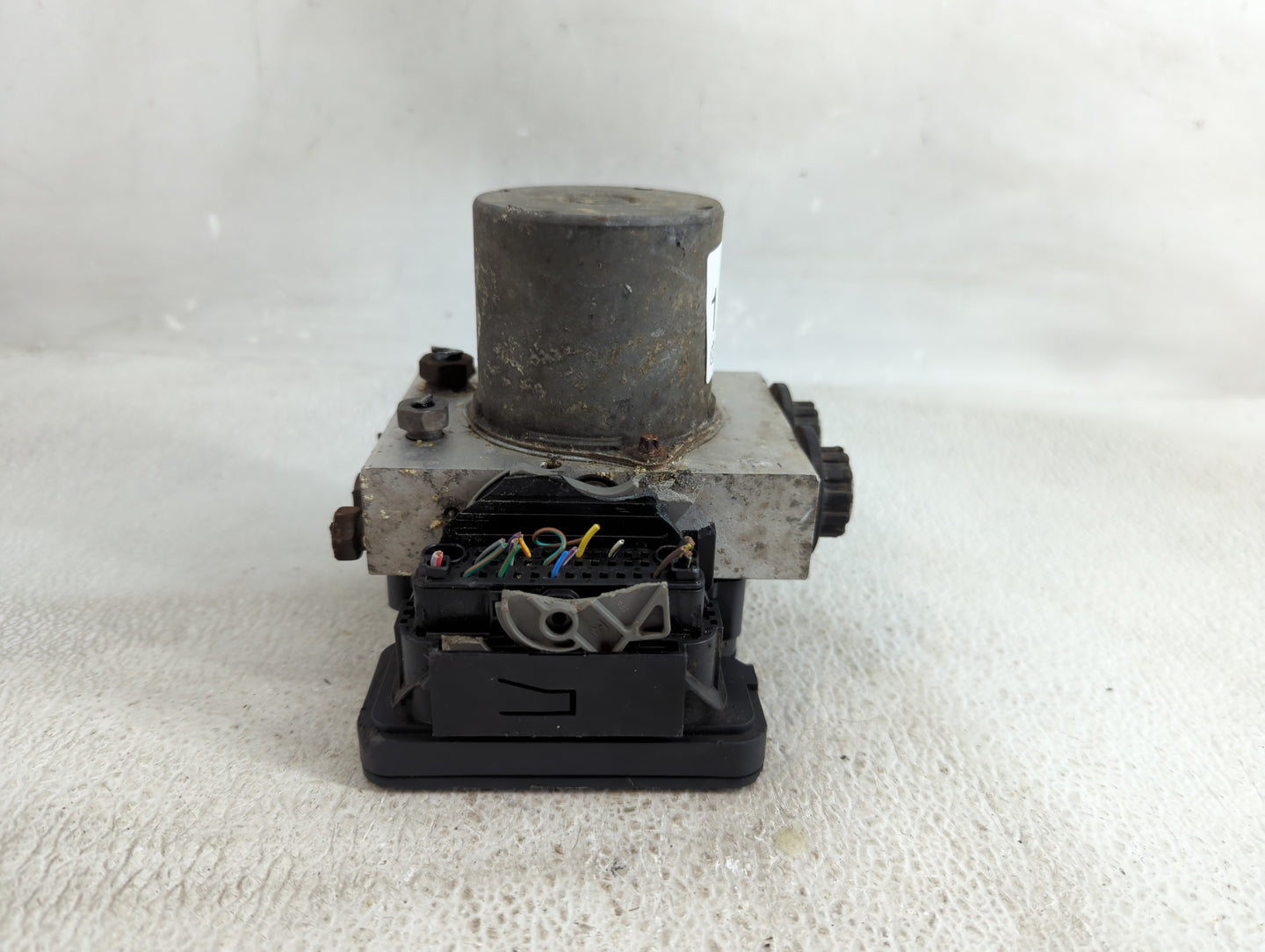 2016 Ford F-150 ABS Pump Control Module Replacement Fits OEM Used Auto Parts - Oemusedautoparts1.com