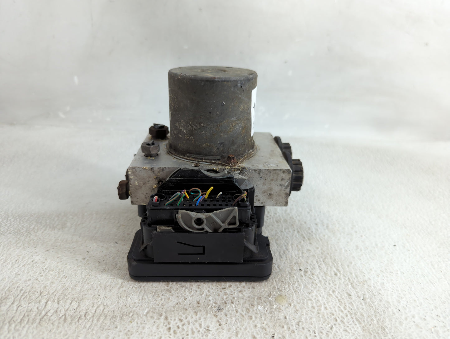 2016 Ford F-150 ABS Pump Control Module Replacement Fits OEM Used Auto Parts - Oemusedautoparts1.com