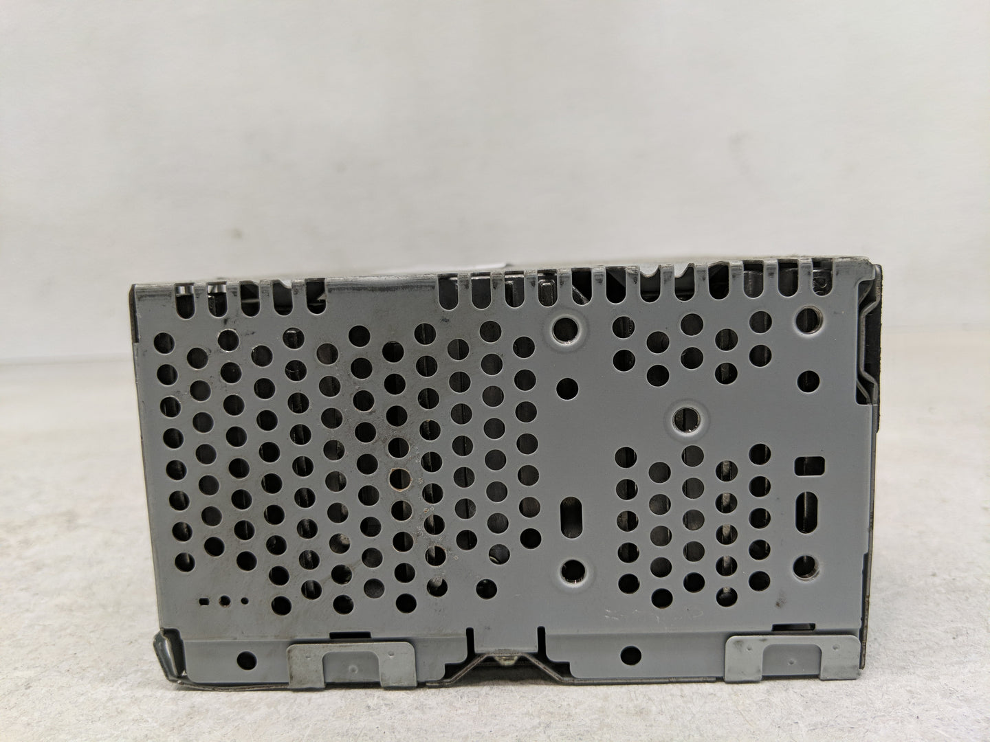 2015-2016 Ford F-150 Radio AM FM Cd Player Receiver Replacement P/N:FL3T-19C107-HG Fits Fits 2015 2016 OEM Used Auto Parts -